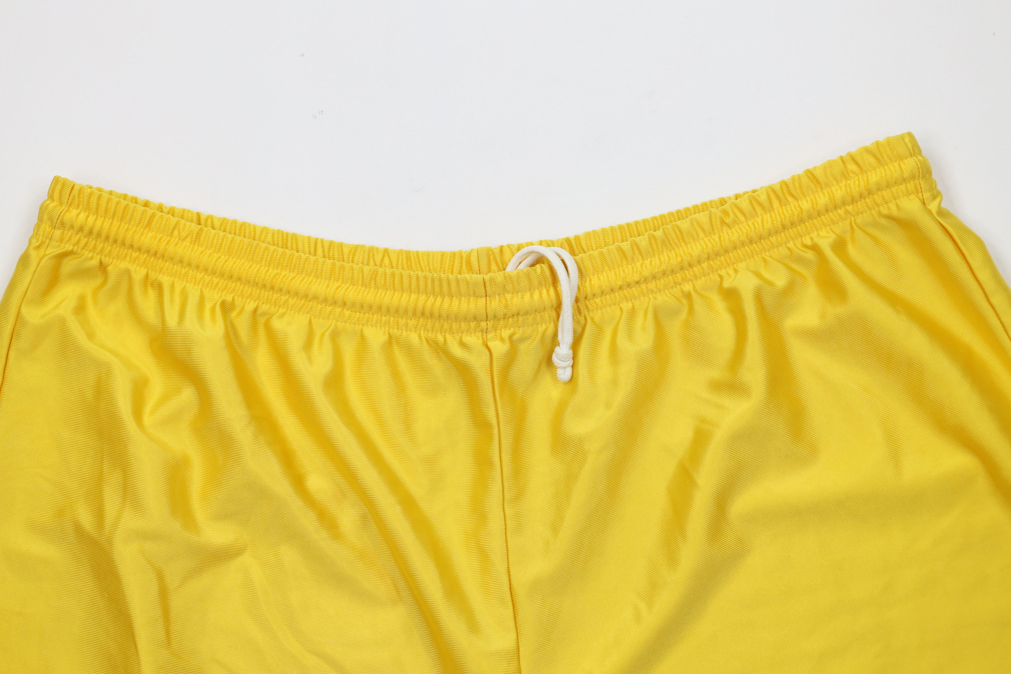 Nike Vintage 90s Nike Swoosh Gym Basketball Shorts Yellow USA Size US 36 / EU 52 - 2 Thumbnail