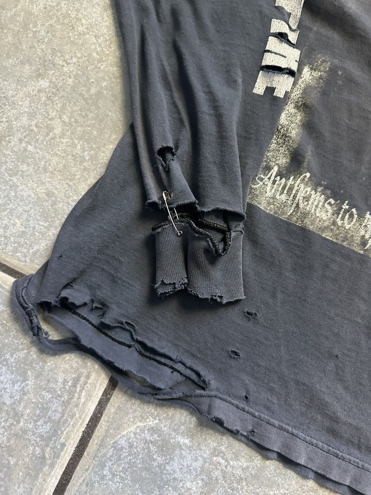 Vintage Thrashed and Faded Vintage 1997 Emperor long sleeve Size US XL / EU 56 / 4 - 5 Thumbnail