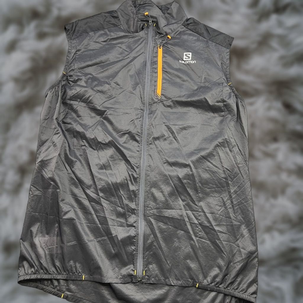 Salomon Salomon Vest Mens XL Black Sleeveless Running Jacket Lightweight Track Jacket Full Zip Packable Size US L / EU 52-54 / 3 - 1 Thumbnail
