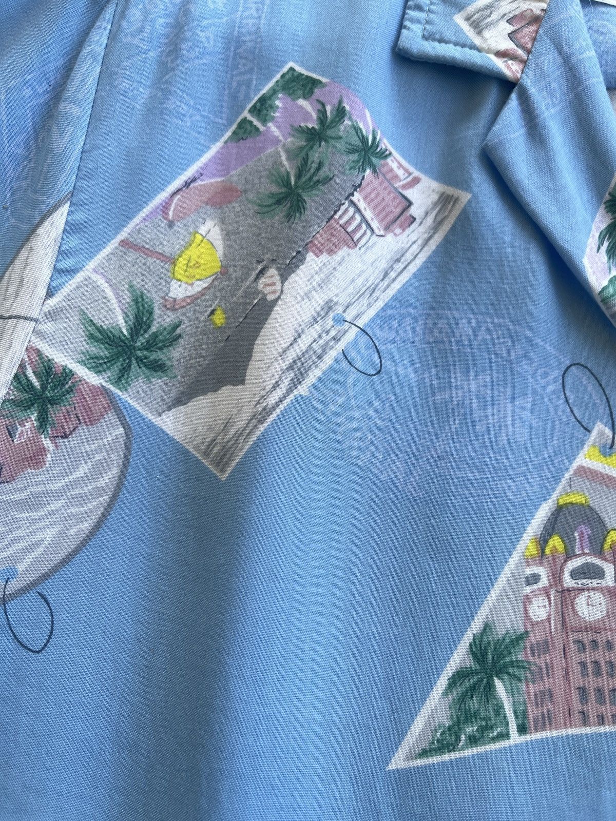 Vintage Vintage Tropical Essence Hawaiian Rayon Shirt USA Size US S / EU 44-46 / 1 - 9 Thumbnail