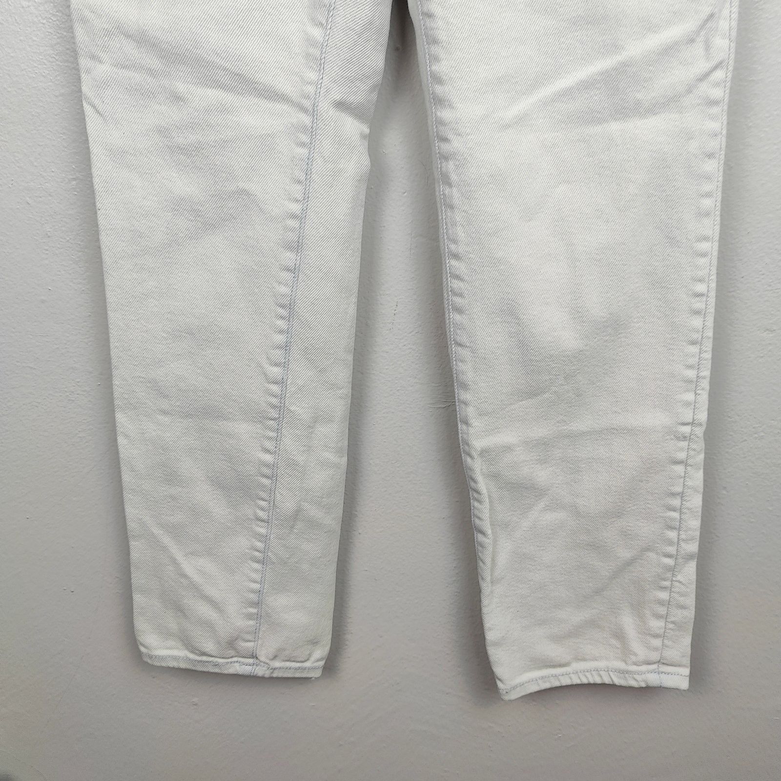 Good American Good American Straight Leg Jeans Womens 2 26 Light White Size 26" / US 2 / IT 38 - 4 Thumbnail