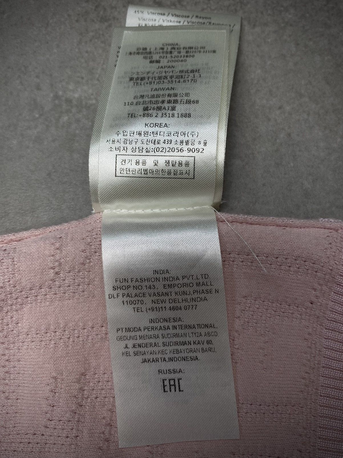 Fendi Fendi monogram t-shirt Size S / US 4 / IT 40 - 8 Thumbnail