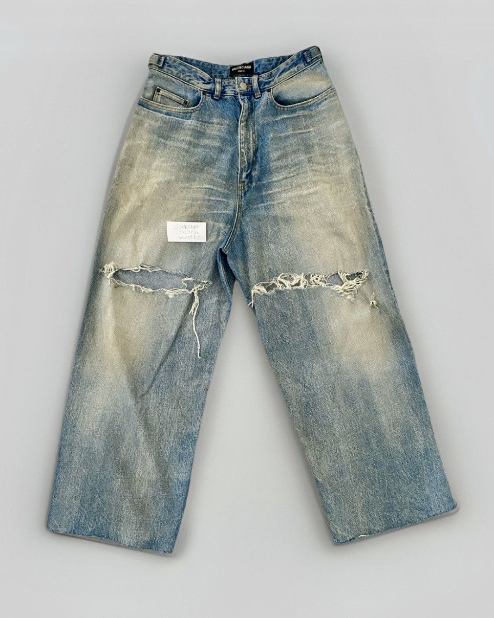 Balenciaga BALENCIAGA Destroyed Super Large Baggy Blue Jean OG size S Size US 32 / EU 48 - 1 Thumbnail