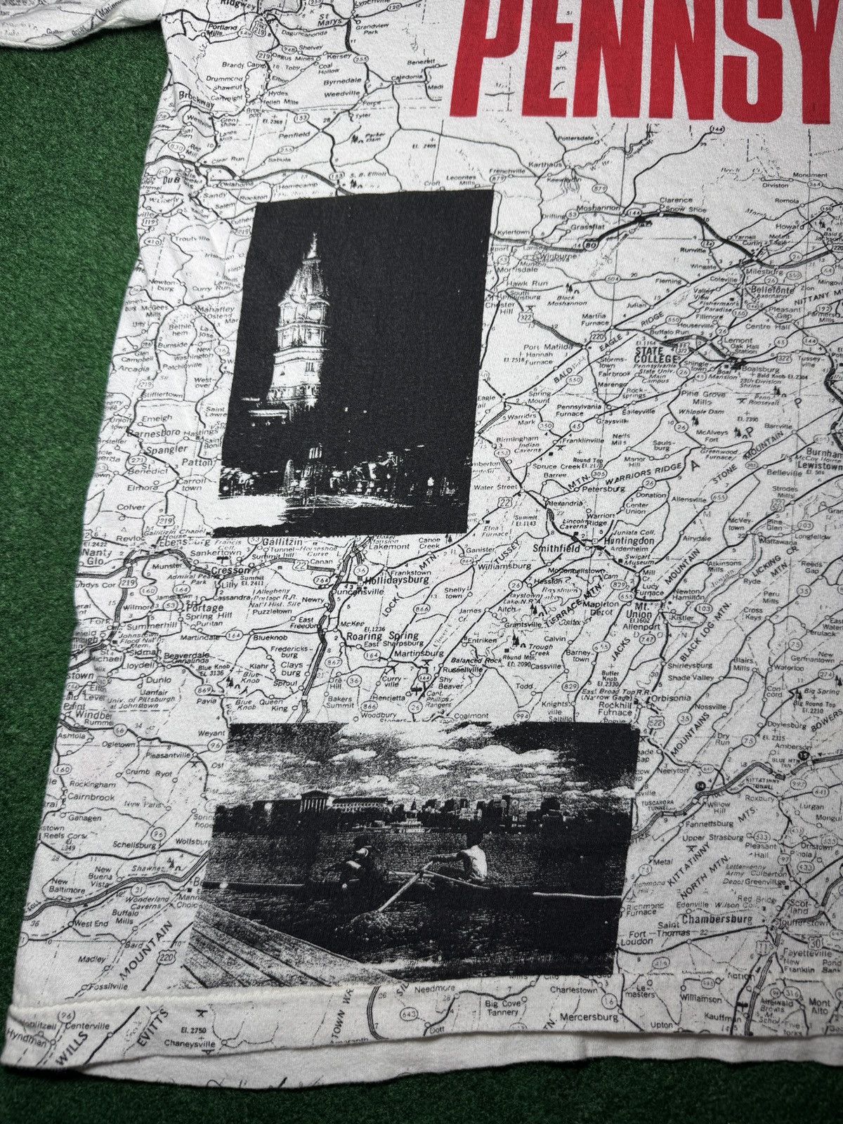 Vintage Pennslyvania Keystone State AOP Map XL/XXL 25x28 T Shirt Size US XL / EU 56 / 4 - 7 Thumbnail