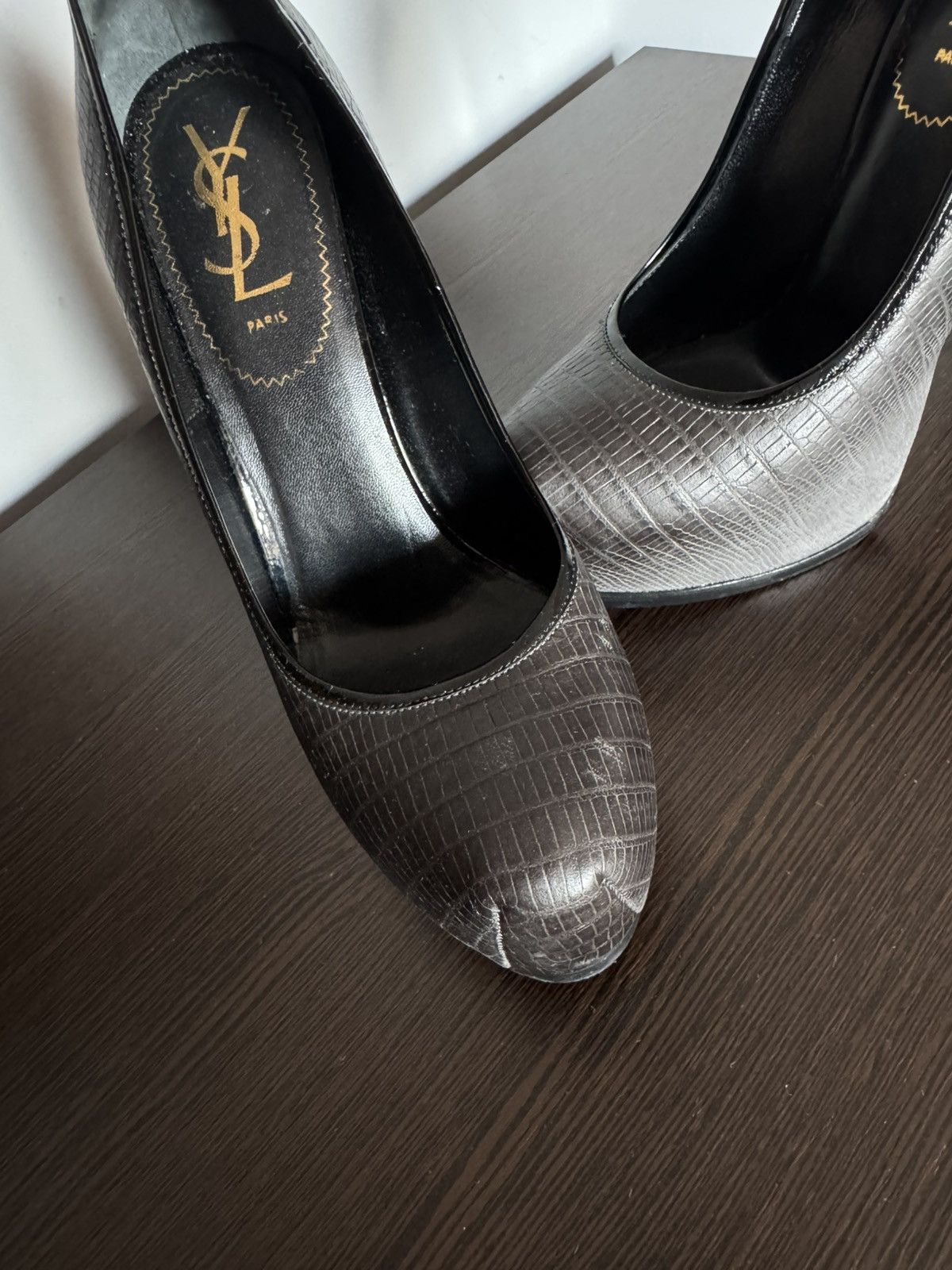Yves Saint Laurent YSL Yves Saint Laurent Tribtoo105 Embossed Snake Pumps Shoes Size US 8 / IT 38 - 5 Thumbnail