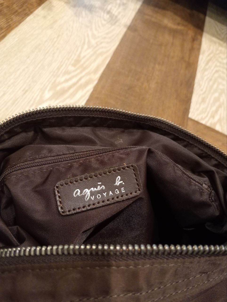 agnes b. AGNES B. ADJUSTABLE STRAP SHOULDER BAG - CLASSIC DESIGN Size ONE SIZE - 13 Thumbnail