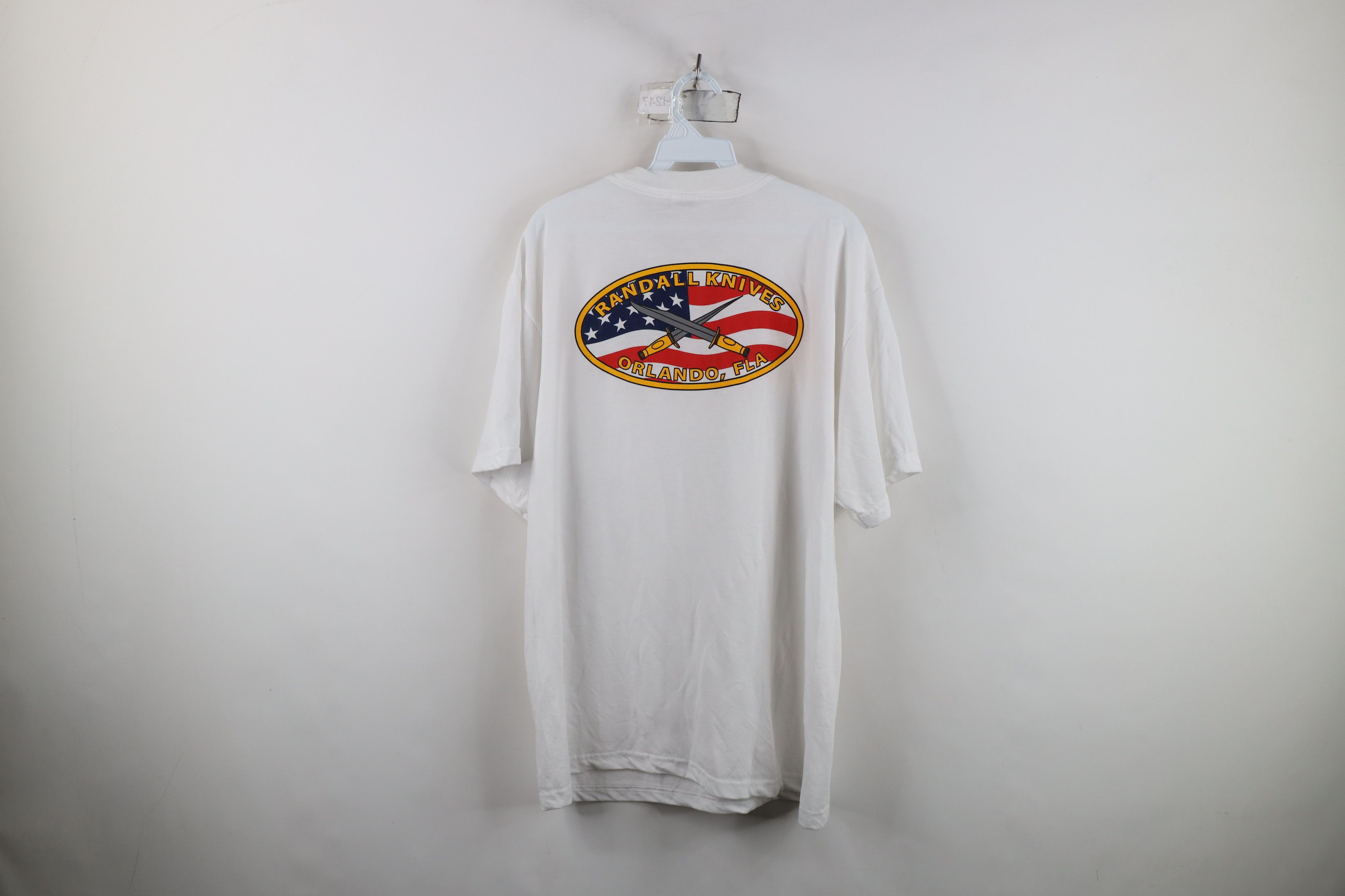 Vintage Vintage 90s Randall Made Knives Pocket T-Shirt White USA Size US L / EU 52-54 / 3 - 10 Thumbnail