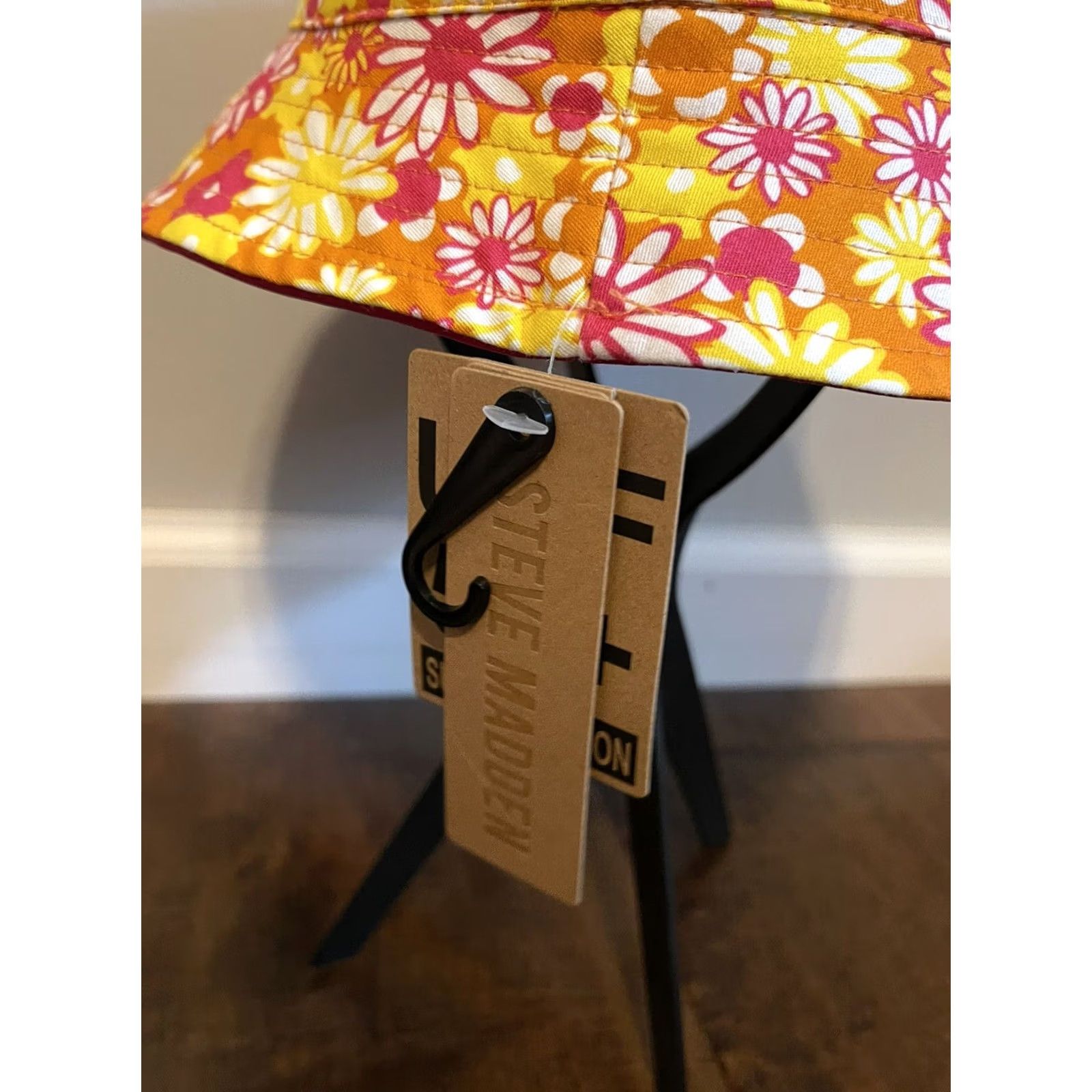 Steve Madden Steve Madden Reversible Multicolor Floral Bucket Hat Women's One Size Size ONE SIZE - 2 Thumbnail