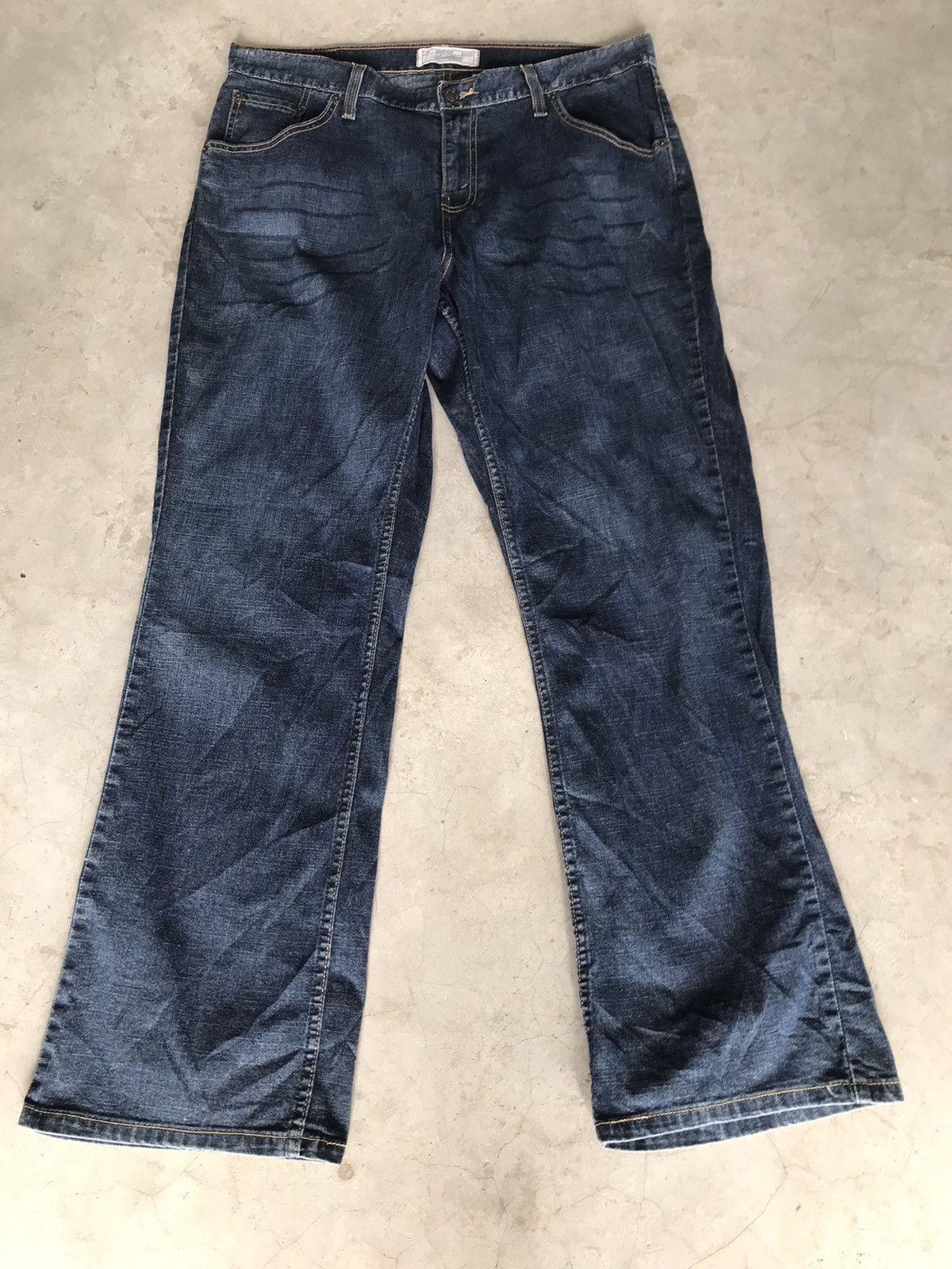 Levis Signature Bootcut