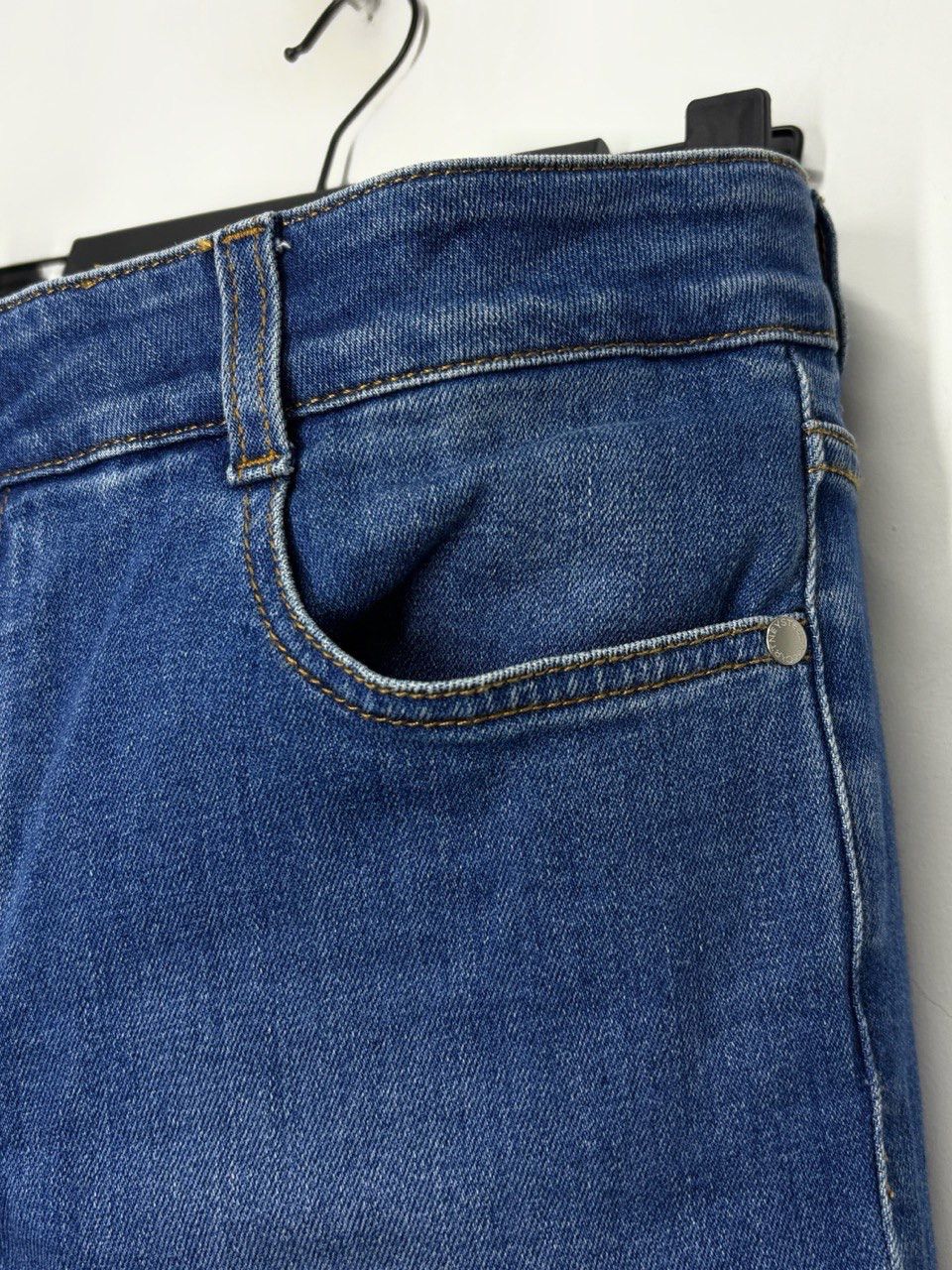 Stella McCartney Stella McCartney Rhinestones Floral Mid Rise Straight Jeans Size 28" / US 6 / IT 42 - 9 Thumbnail