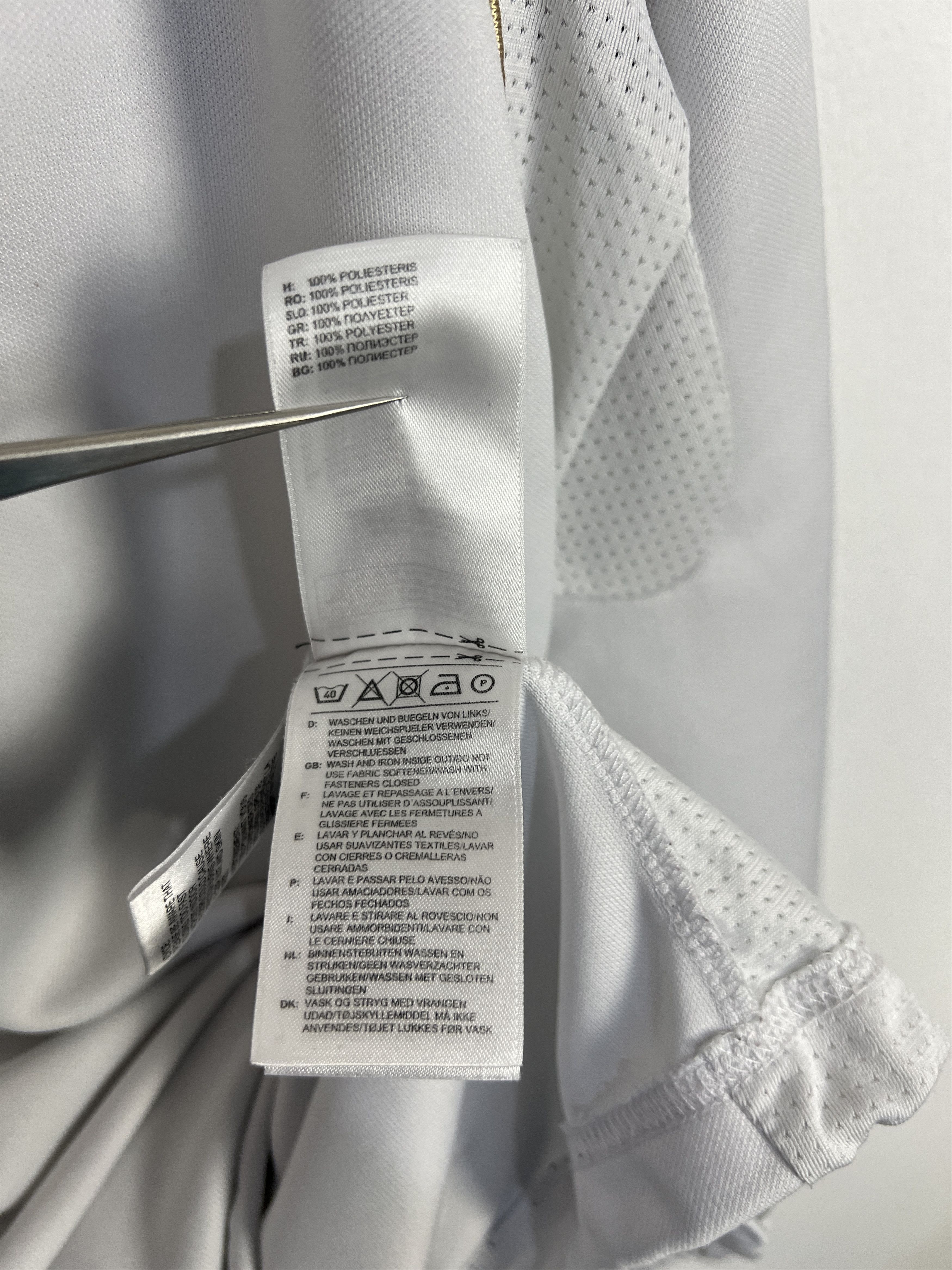 Adidas Vintage Adidas Olympique Lyon Football Train Jacket Size US L / EU 52-54 / 3 - 12 Thumbnail