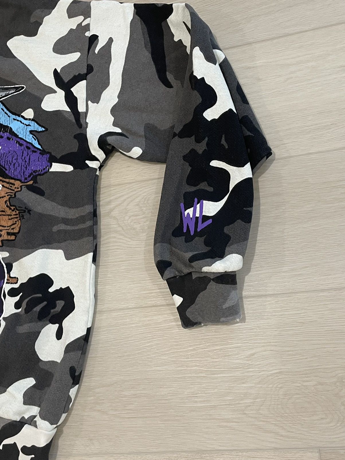 Warren Lotas Warren Lotas Urban Camo Distressed Arrowman Hoodie Size US L / EU 52-54 / 3 - 2 Thumbnail