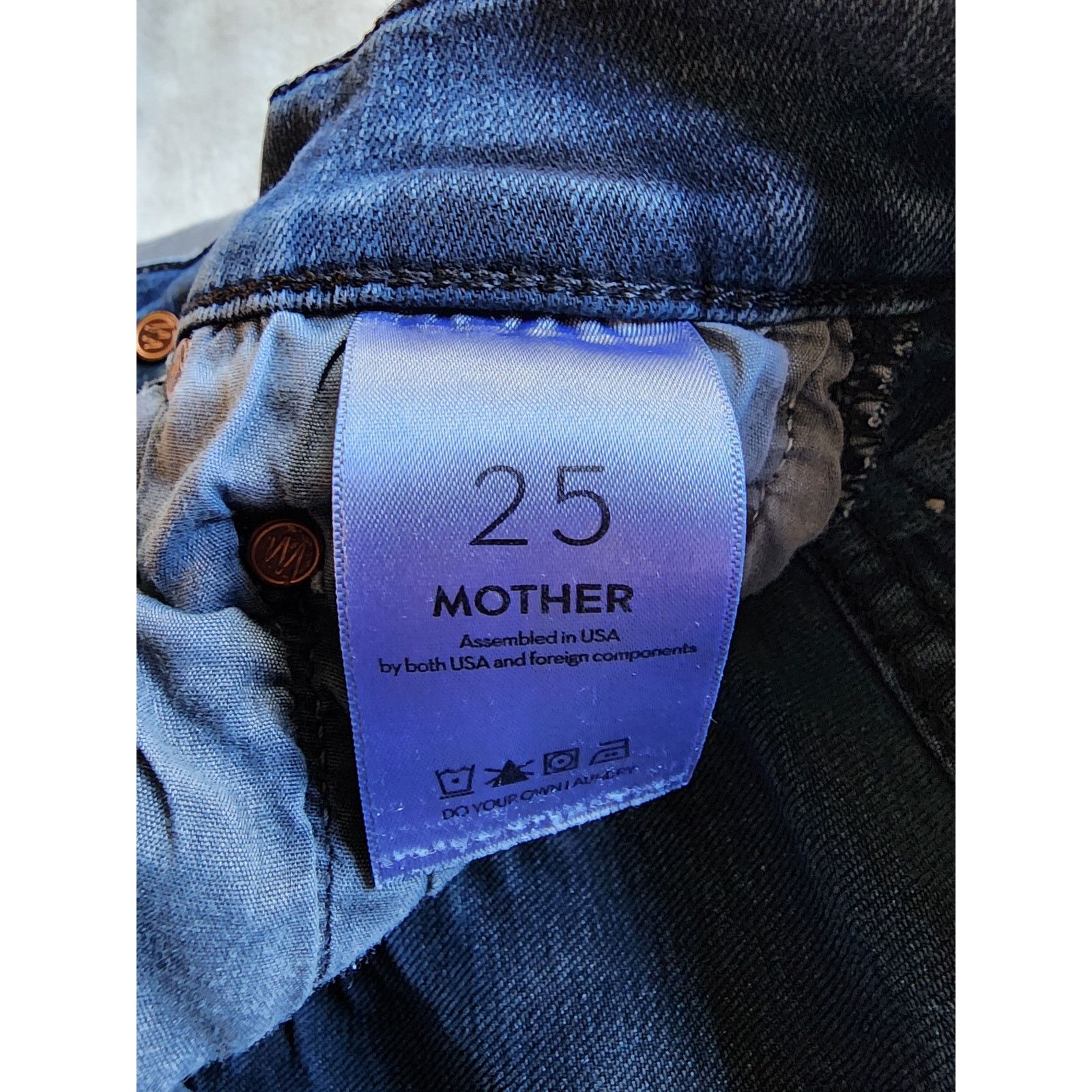 MOTHER Mother Denim Insider Crop Step Fray Jeans Size 25 Bootcut Size 25" / US 0 / IT 36 - 5 Thumbnail