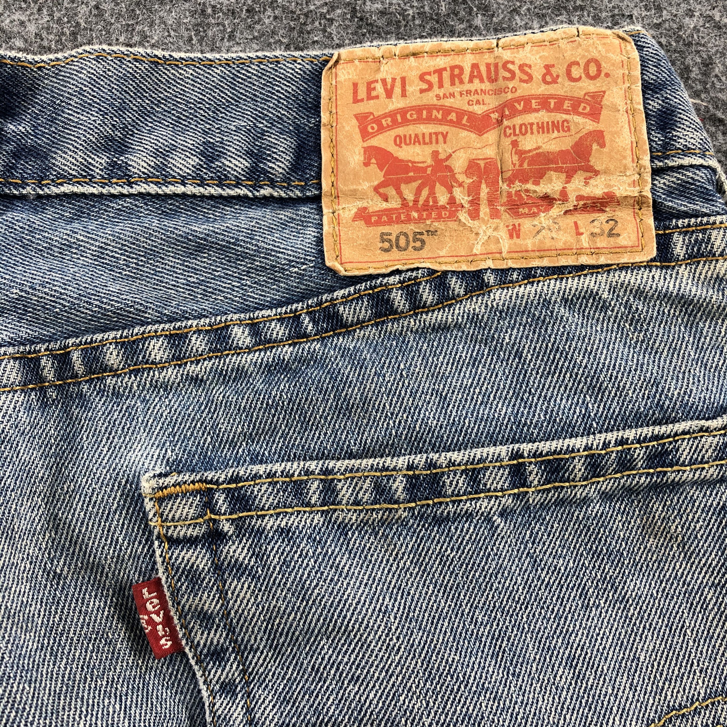 Levi's Vintage Levis 505 Jeans Faded Blue Denim KJ555 Size US 29 - 5 Thumbnail