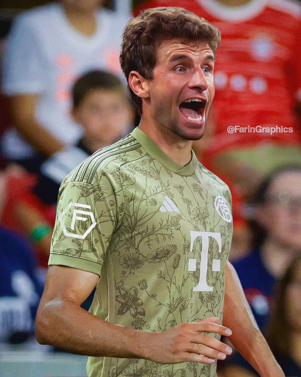 Adidas BAYERN ADIDAS 2023/2024 SOCCER OKTOBERFEST JERSEY #25 MULLER Size US L / EU 52-54 / 3 - 10 Thumbnail