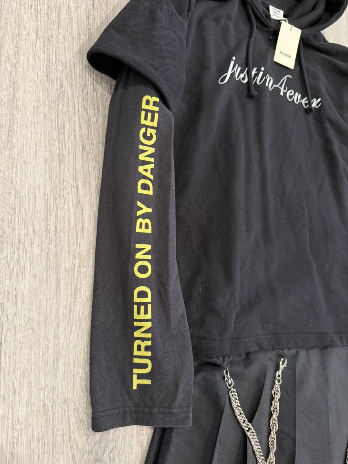 Vetements AW16 Justin4Ever 11-inch Gun Club Chain Hoodie Size US S / EU 44-46 / 1 - 5 Thumbnail