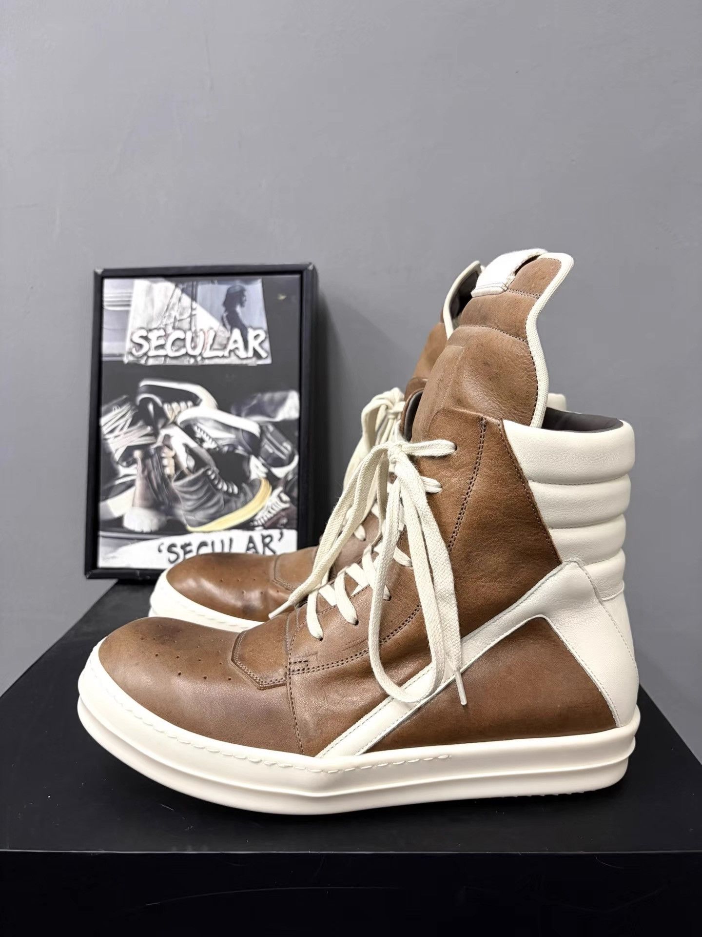 Rick Owens Rick Owens 22SS Geobasket Inverted Triangle High-Tops K34 Size US 8 / EU 41 - 2 Thumbnail