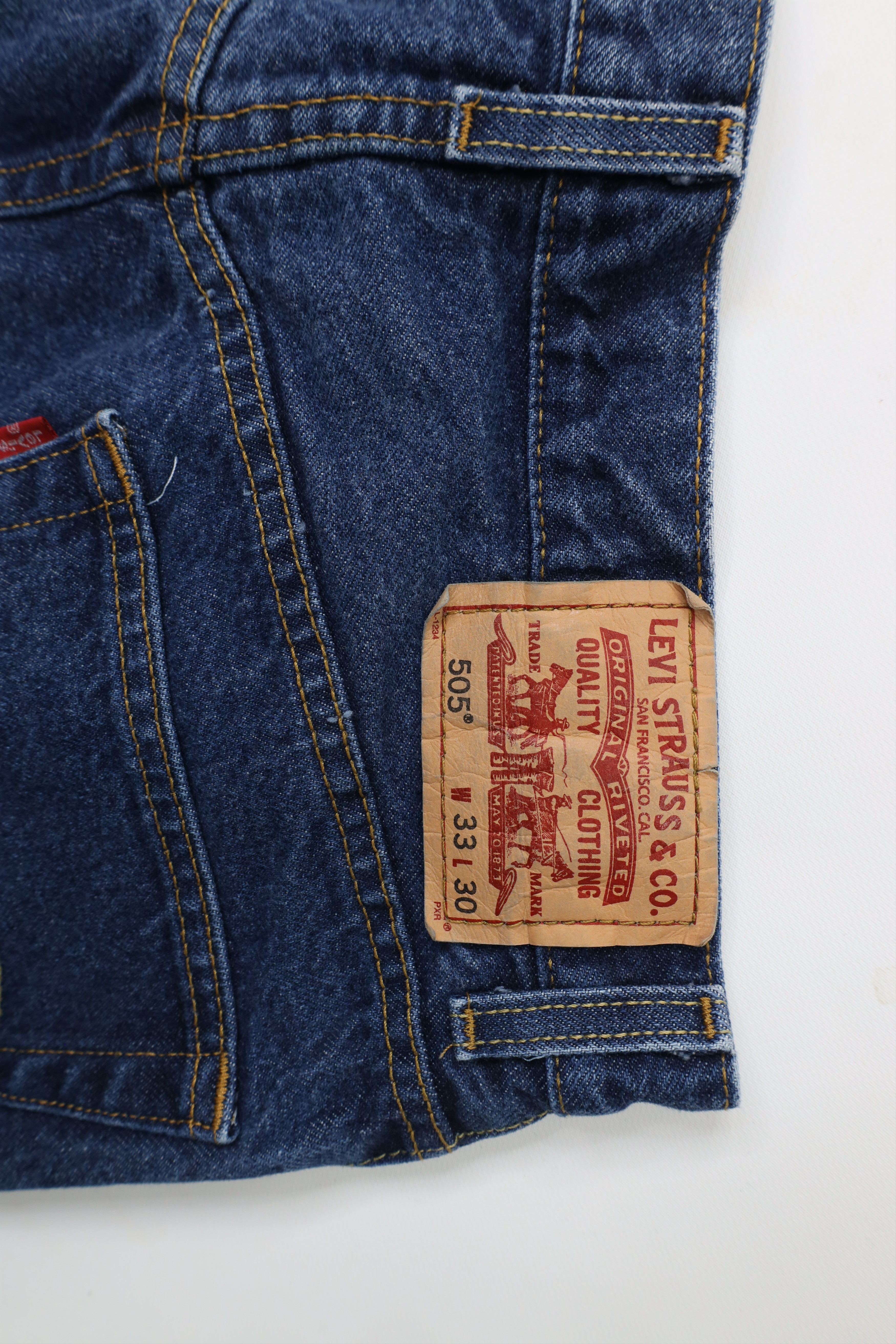 Levi's × Vintage Vintage Y2K Levis 505 Regular Fit Denim Jeans Blue Cotton Size US 33 - 12 Thumbnail