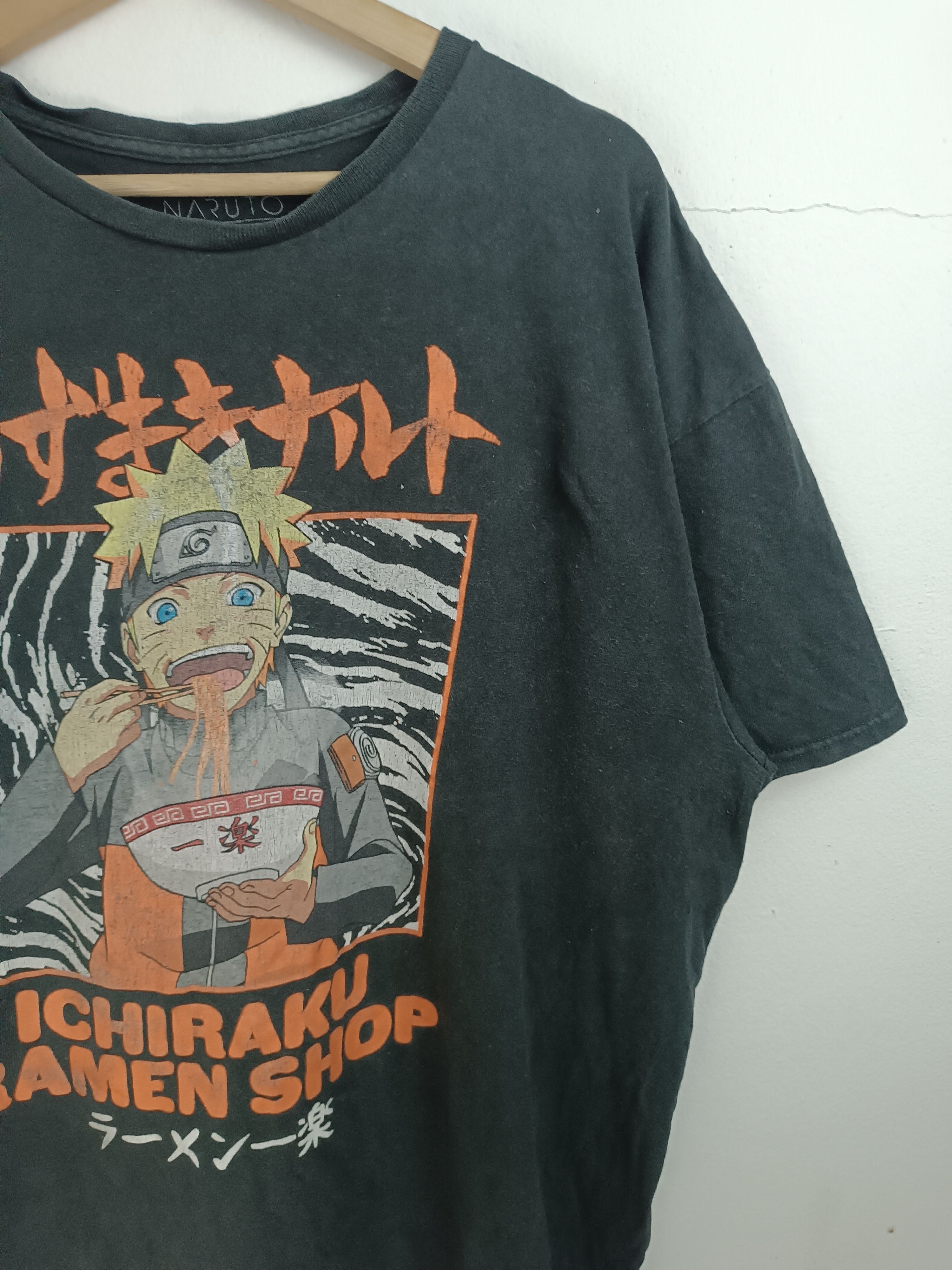 Vintage THRASHED FADED NARUTO SHIPUDEN RAMEN SHOP bleach one piece Size US XXL / EU 58 / 5 - 6 Thumbnail