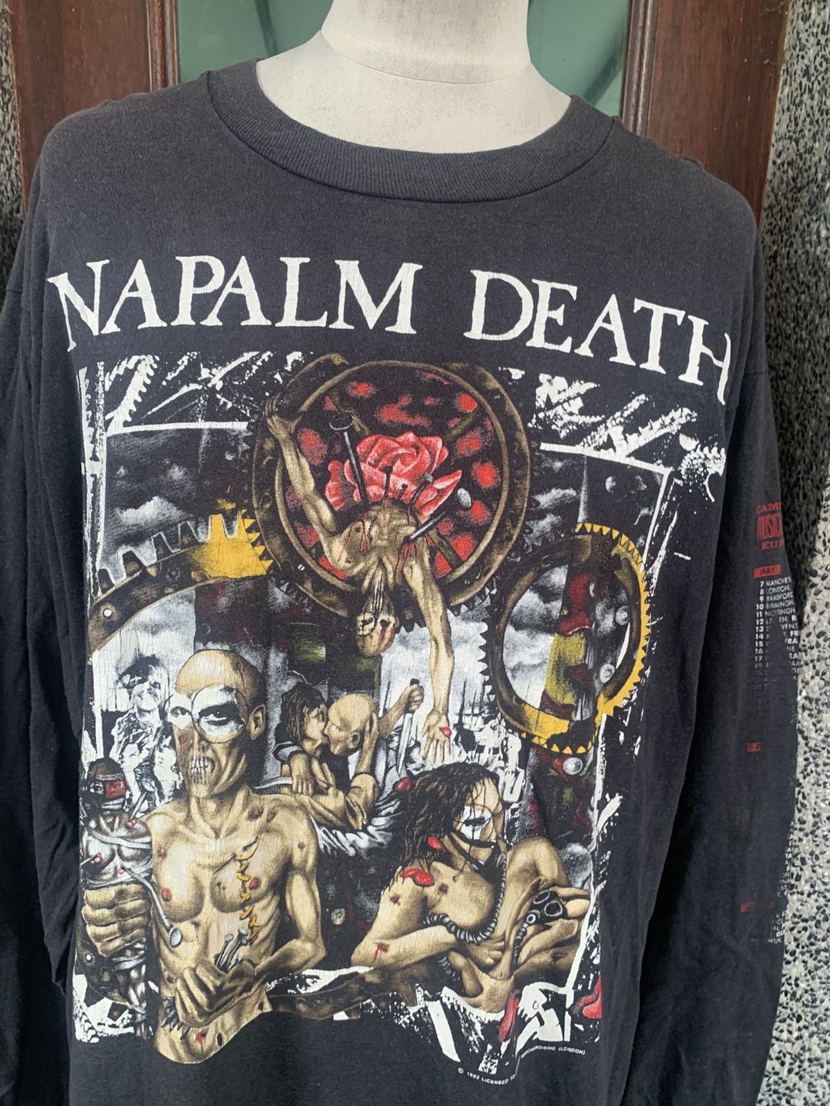 Band Tees Vintage 90s Napalm Death English Grindcore Band Tour T shirt Size US XL / EU 56 / 4 - 2 Thumbnail