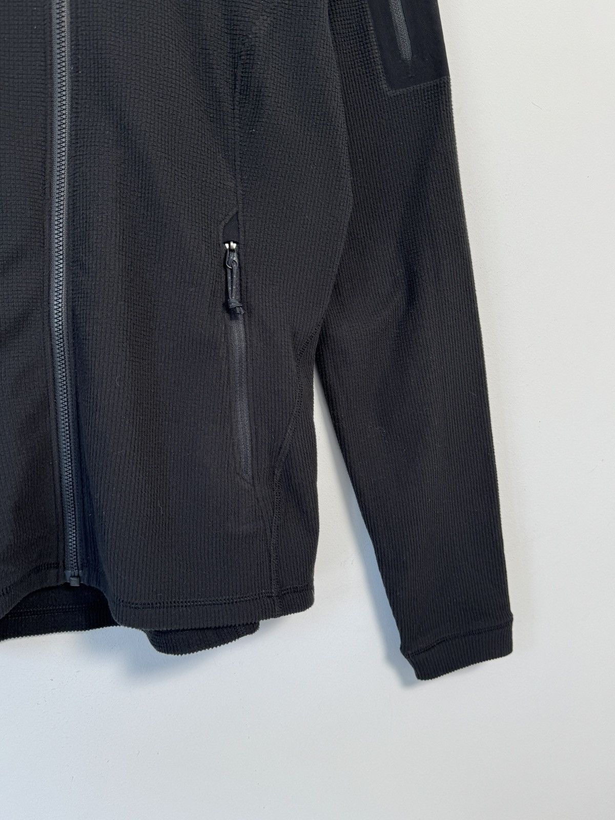 Arc'teryx 🔥Arc’teryx Outdoor Fleece Y2K style Rare Size S / US 4 / IT 40 - 7 Thumbnail