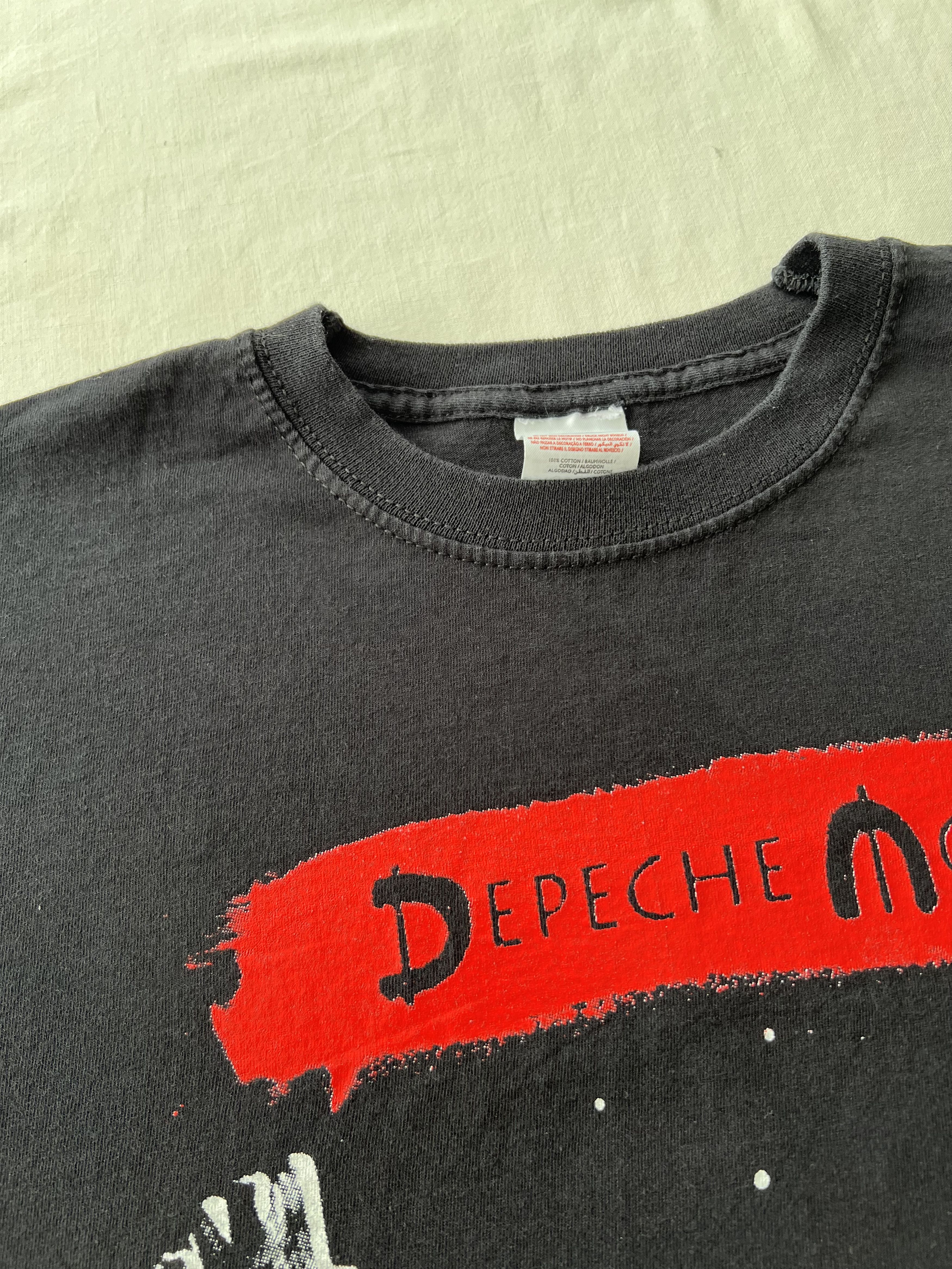 Band Tees Vintage 2000s Depeche Mode Global Spirit Tour Black T-shirt Size US M / EU 48-50 / 2 - 7 Thumbnail