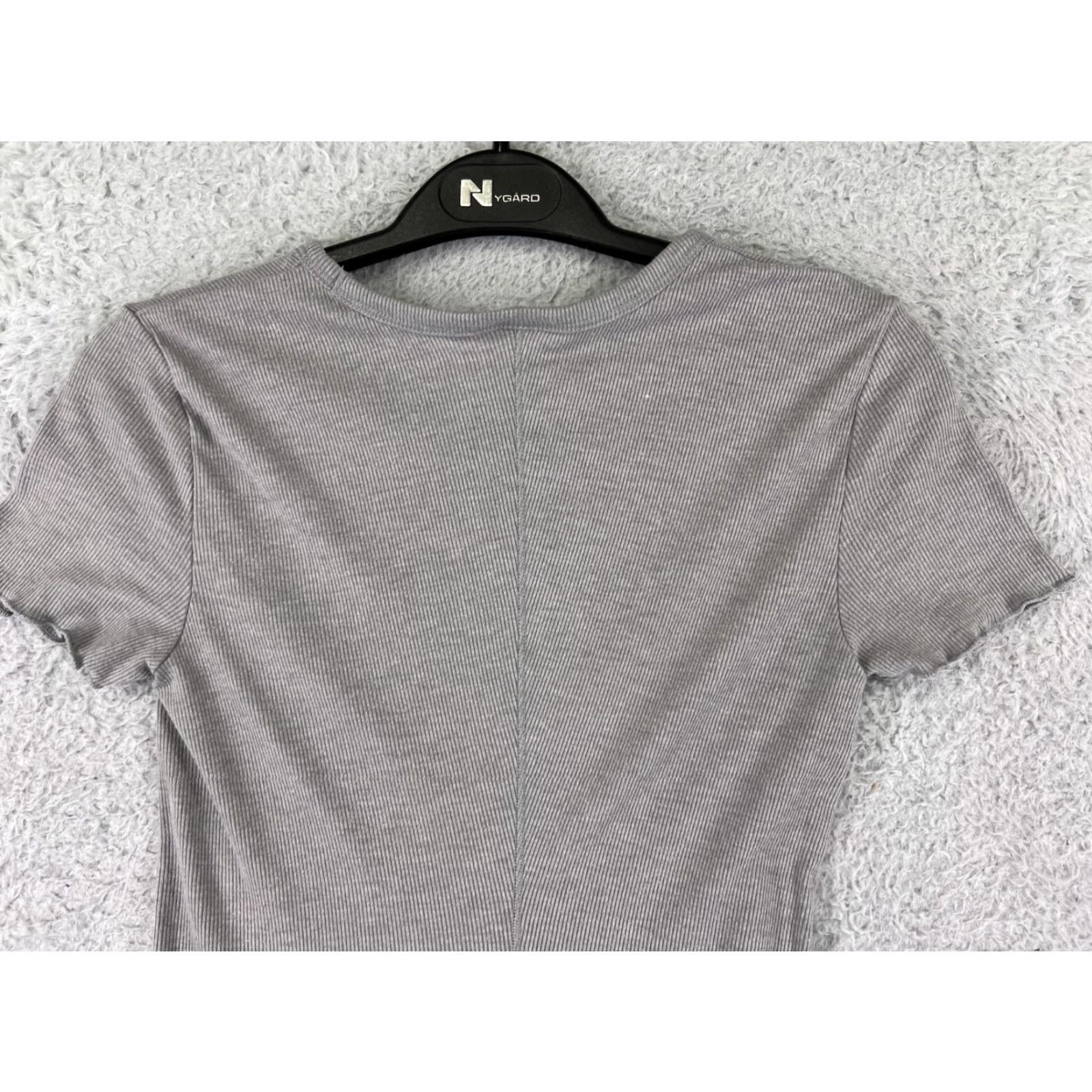 Victoria's Secret VICTORIA'S SECRET Shirt Womens XS Gray Short Sleeve Round Neck Polyester Size XS / US 0-2 / IT 36-38 - 7 Thumbnail