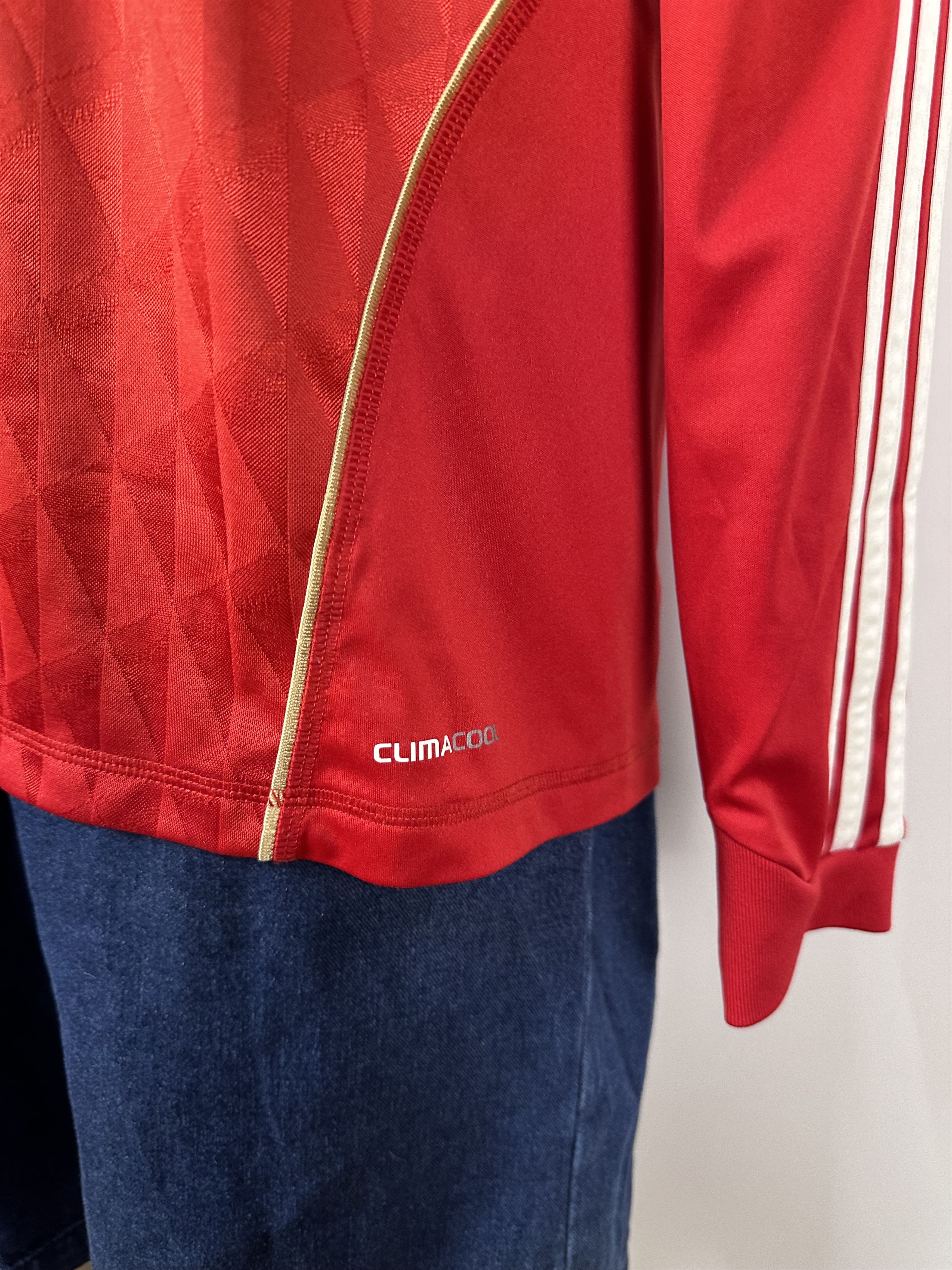 Adidas LIVERPOOL 2010 SHIRT JERSEY LONG SLEEVE ADIDAS #39 BELLAMY Size US L / EU 52-54 / 3 - 11 Thumbnail