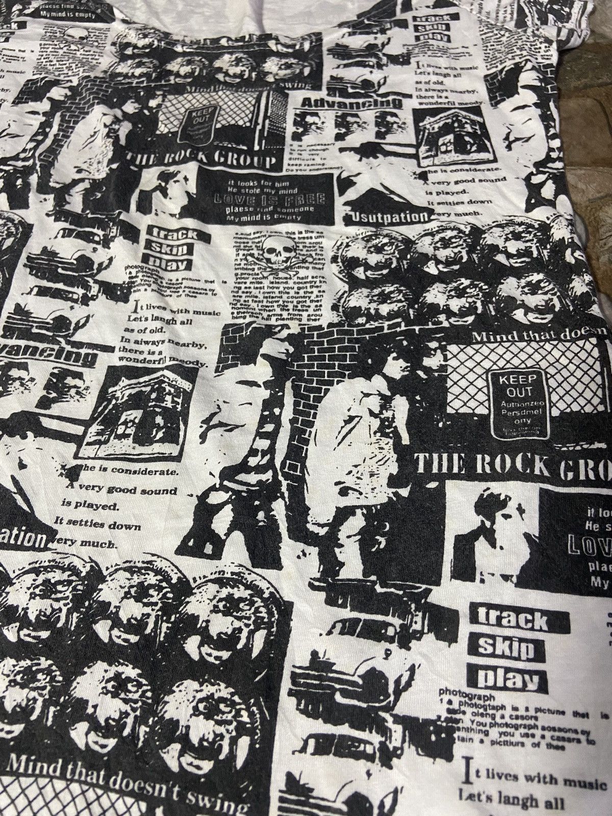 Hysteric Glamour × If Six Was Nine × Japanese Brand VTG Y2K tank top women t-shirt Newspaper full print Size S / US 4 / IT 40 - 5 Thumbnail