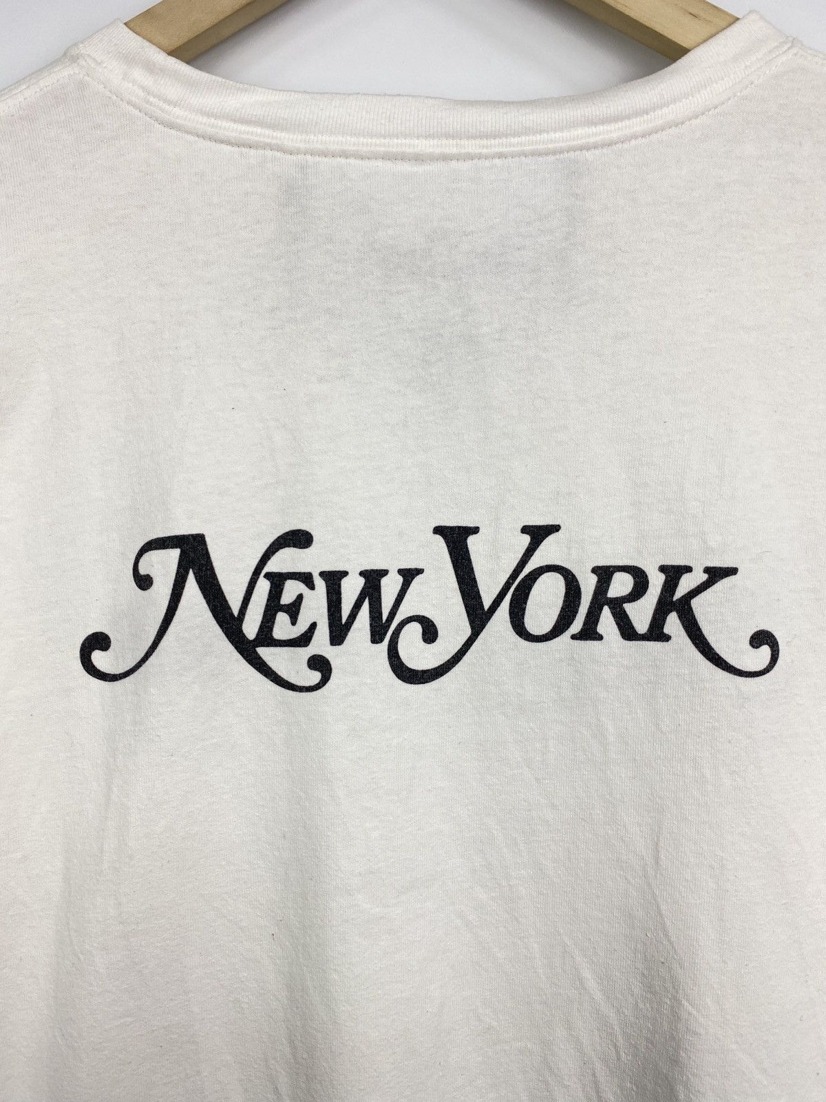 Marc Jacobs Marc Jacobs New York Luxury T-Shirt Rare Retro Hype Y2K Size US XL / EU 56 / 4 - 9 Thumbnail