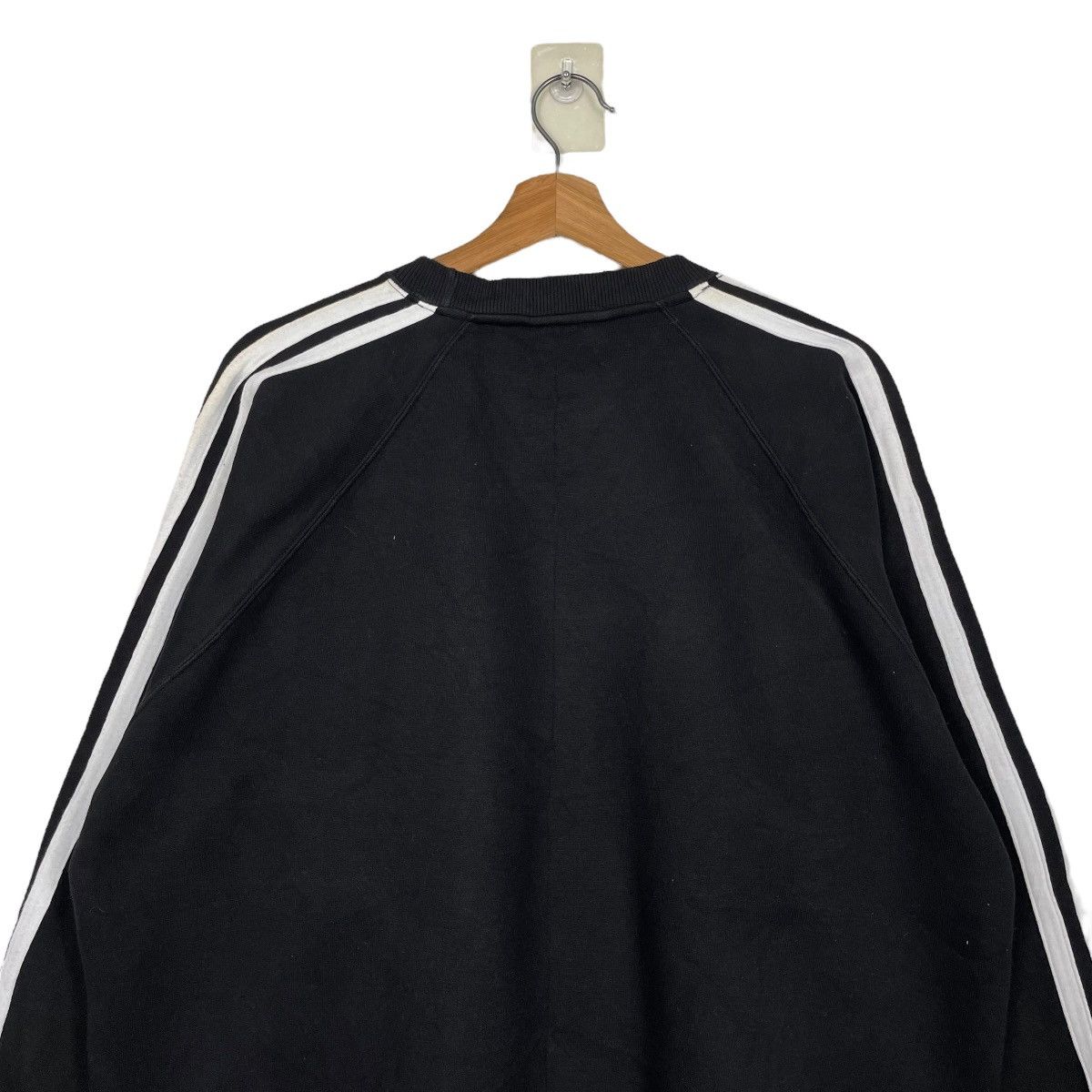 Adidas Vintage Adidas Crewneck Sweatshirt Size US M / EU 48-50 / 2 - 8 Thumbnail