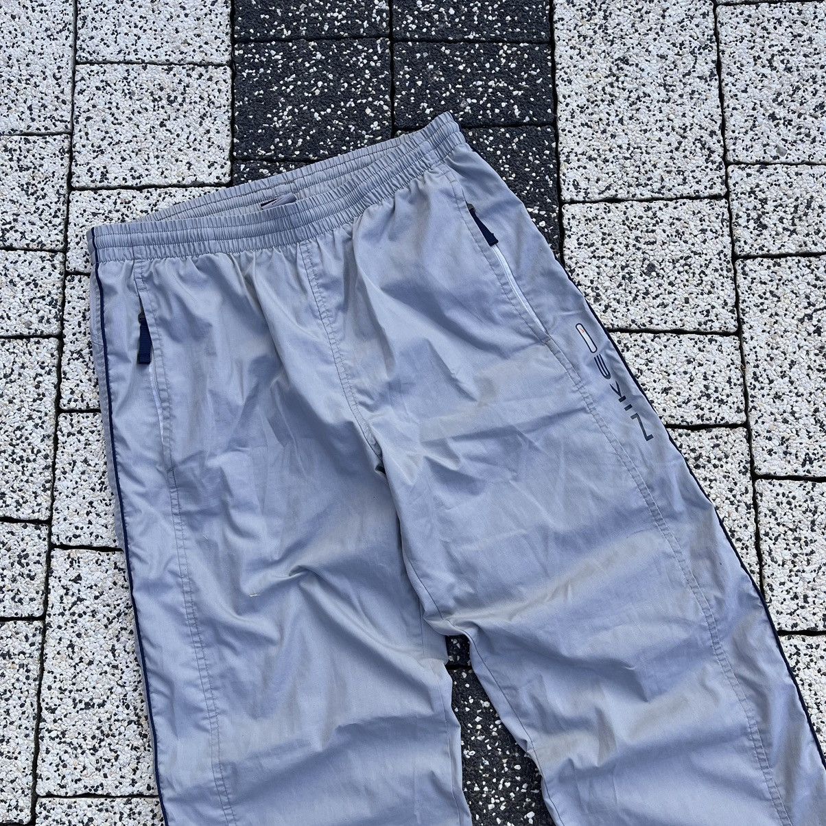 Nike × Vintage Nike Vintage Track Nylon Pants Drill Joggers Y2K Size US 30 / EU 46 - 5 Thumbnail