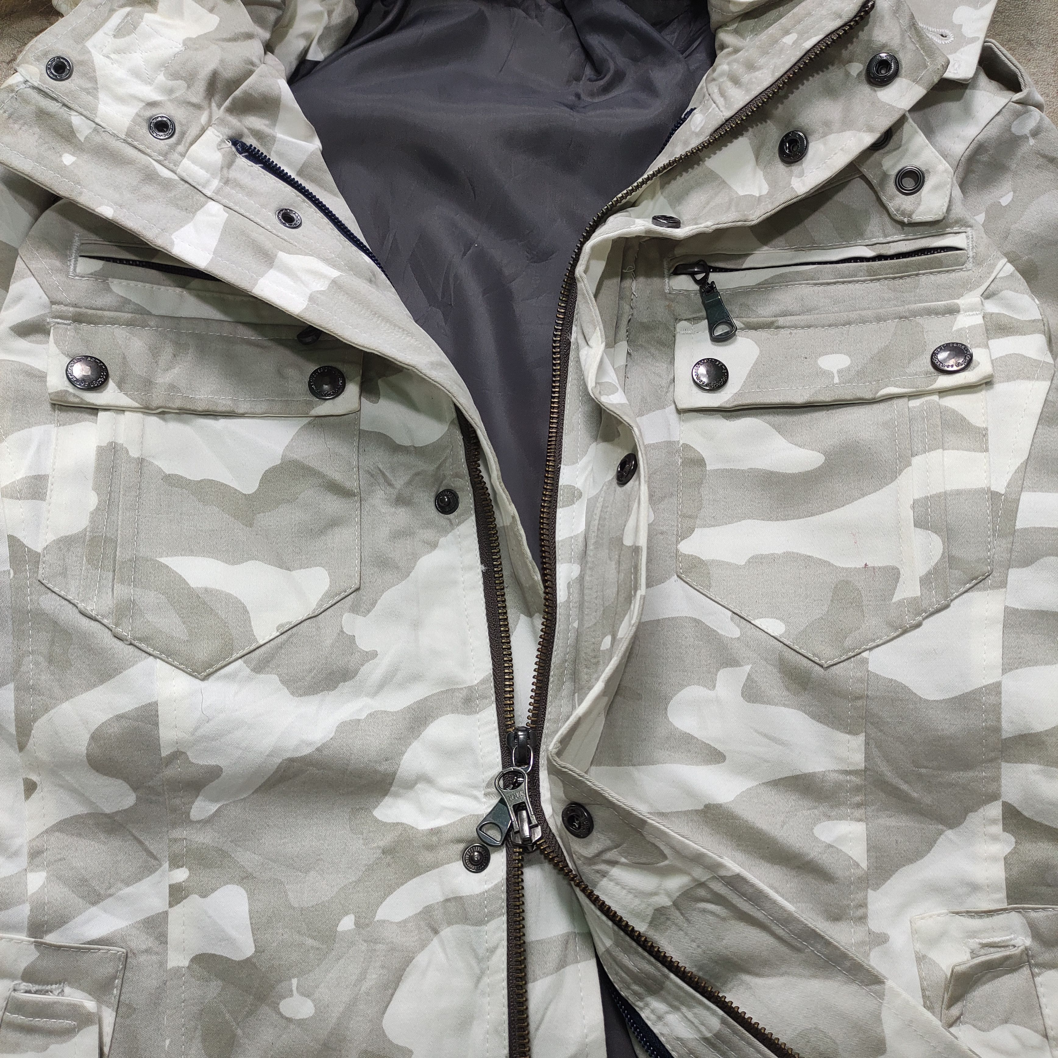Tornado Mart Semantic Design Fur Jacket Camo 2000s Size US L / EU 52-54 / 3 - 7 Thumbnail