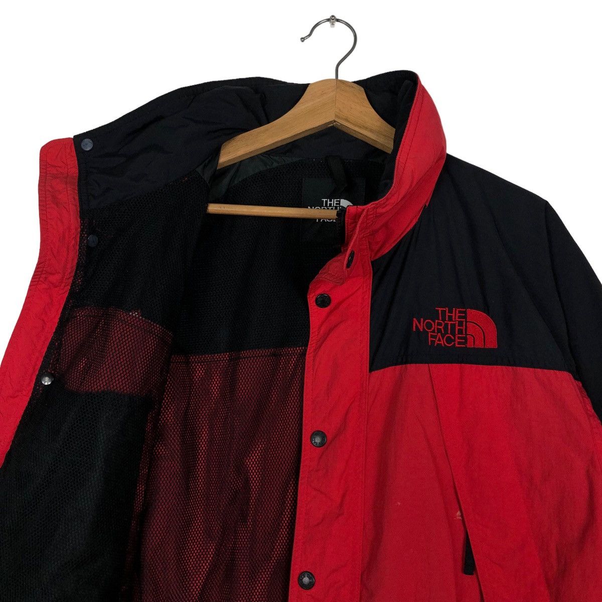 Japanese Brand 🔥Combination Red Black Rare Design Survival Jacket Big Logo Size US L / EU 52-54 / 3 - 9 Thumbnail