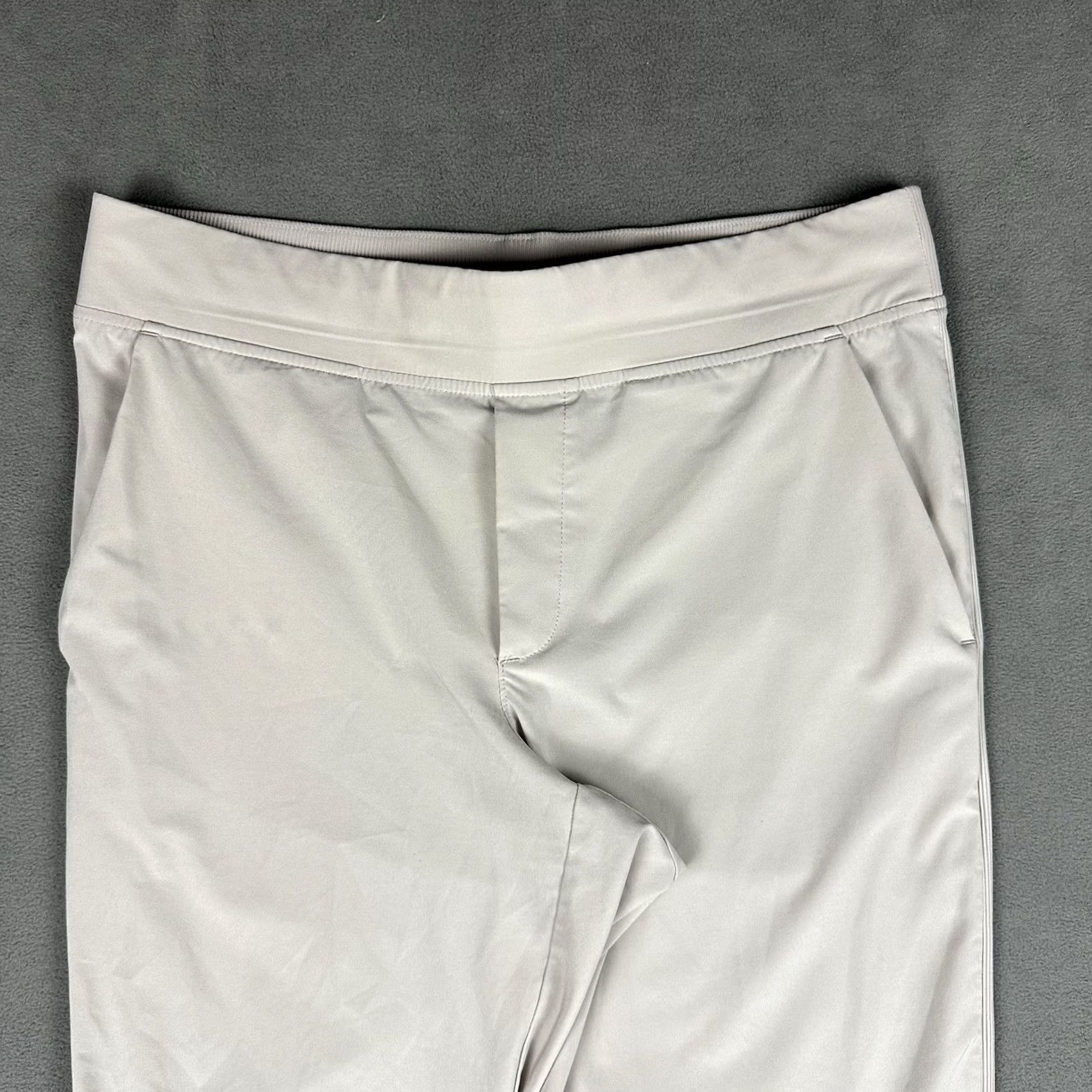 Athleta Athleta Women's Ankle Pant Casual Beige 27 in Inseam Pockets Zipperless Travel 2 31" Waist Regular Rise 8.5-10.5 in Size 26" / US 2 / IT 38 - 3 Thumbnail