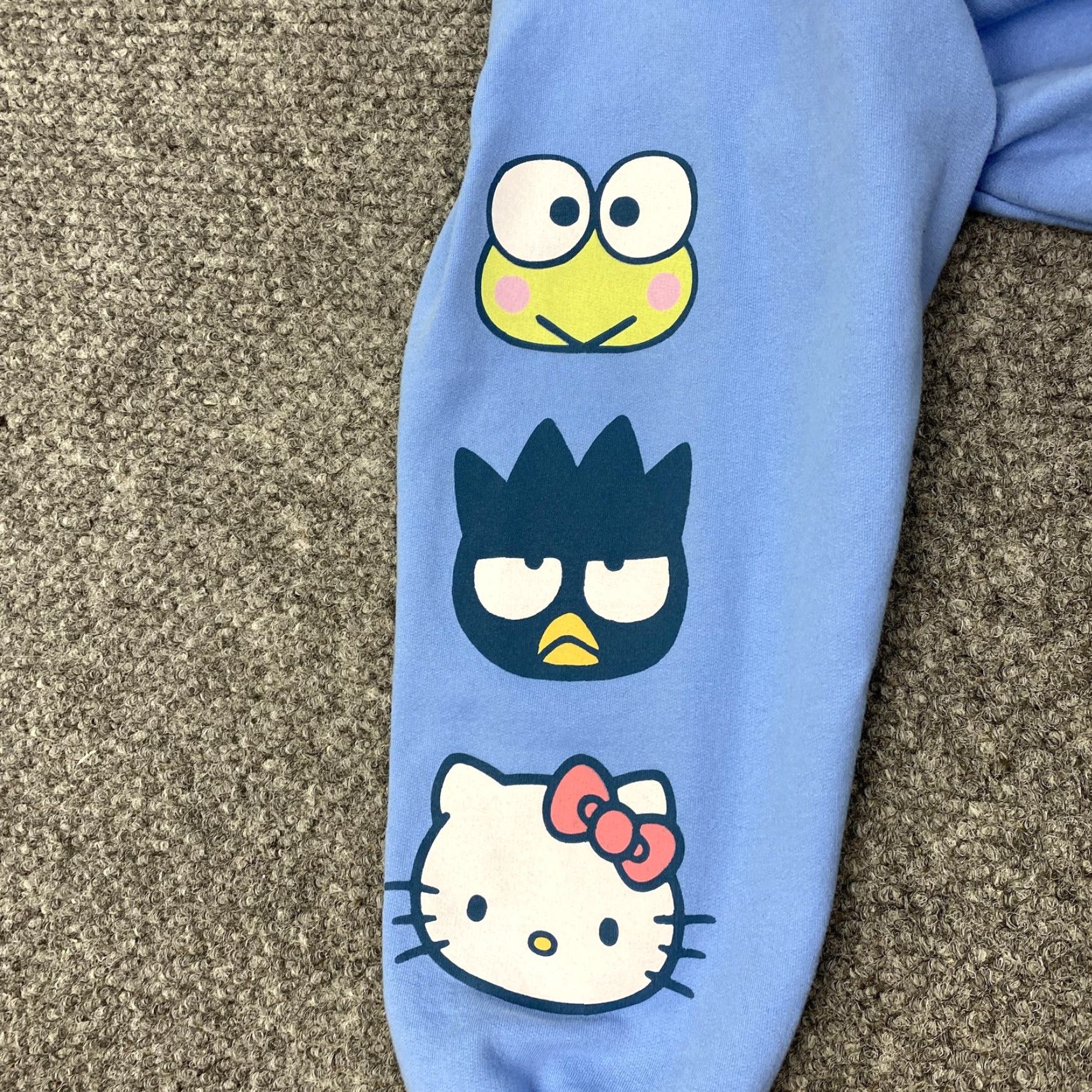Vintage Hello Kitty And Friends Sweatshirt Womens 2XL Sanrio Blue Crew Neck Pullover Fleece Graphic Print Cat Cartoon Cute 90s? Size XXL / US 16-18 / IT 52-54 - 4 Thumbnail