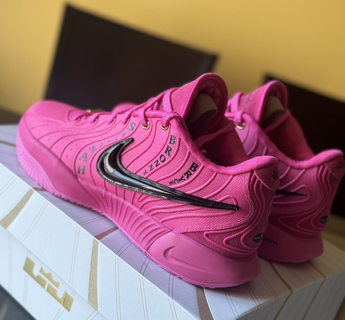 Nike Lebron 21 Eybl PJ “ Welcome To The EYBL Fam 2024” Size 8 Size US 8 / EU 41 - 7 Thumbnail