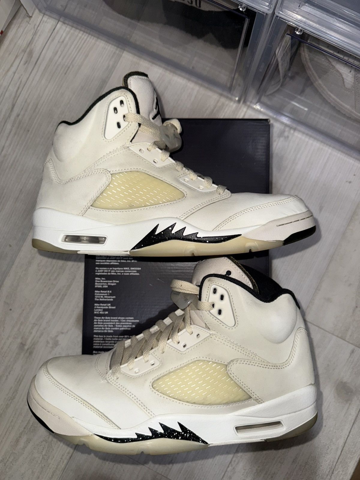 Jordan Brand Air Jordan 5 Retro SE Sail Size US 10.5 / EU 43-44 - 2 Thumbnail