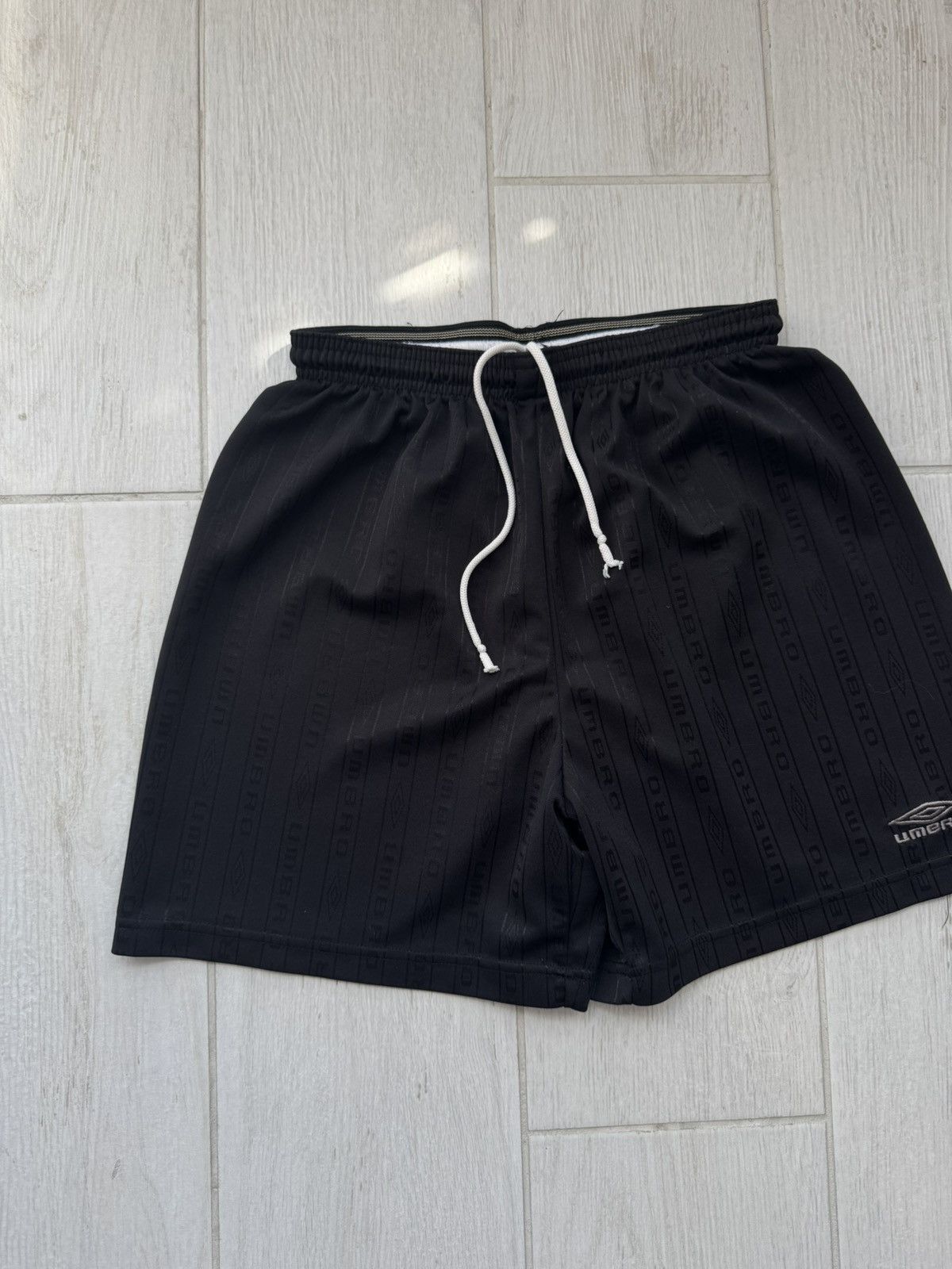 Umbro Vintage 90s Umbro Monogram Football Shorts Black Silver M Size US 32 / EU 48 - 2 Thumbnail