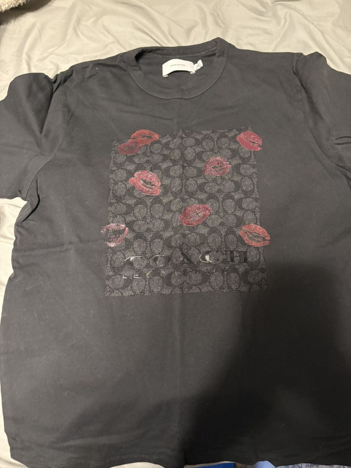 Coach Coach kiss t shirt Size US S / EU 44-46 / 1 - 1 Thumbnail