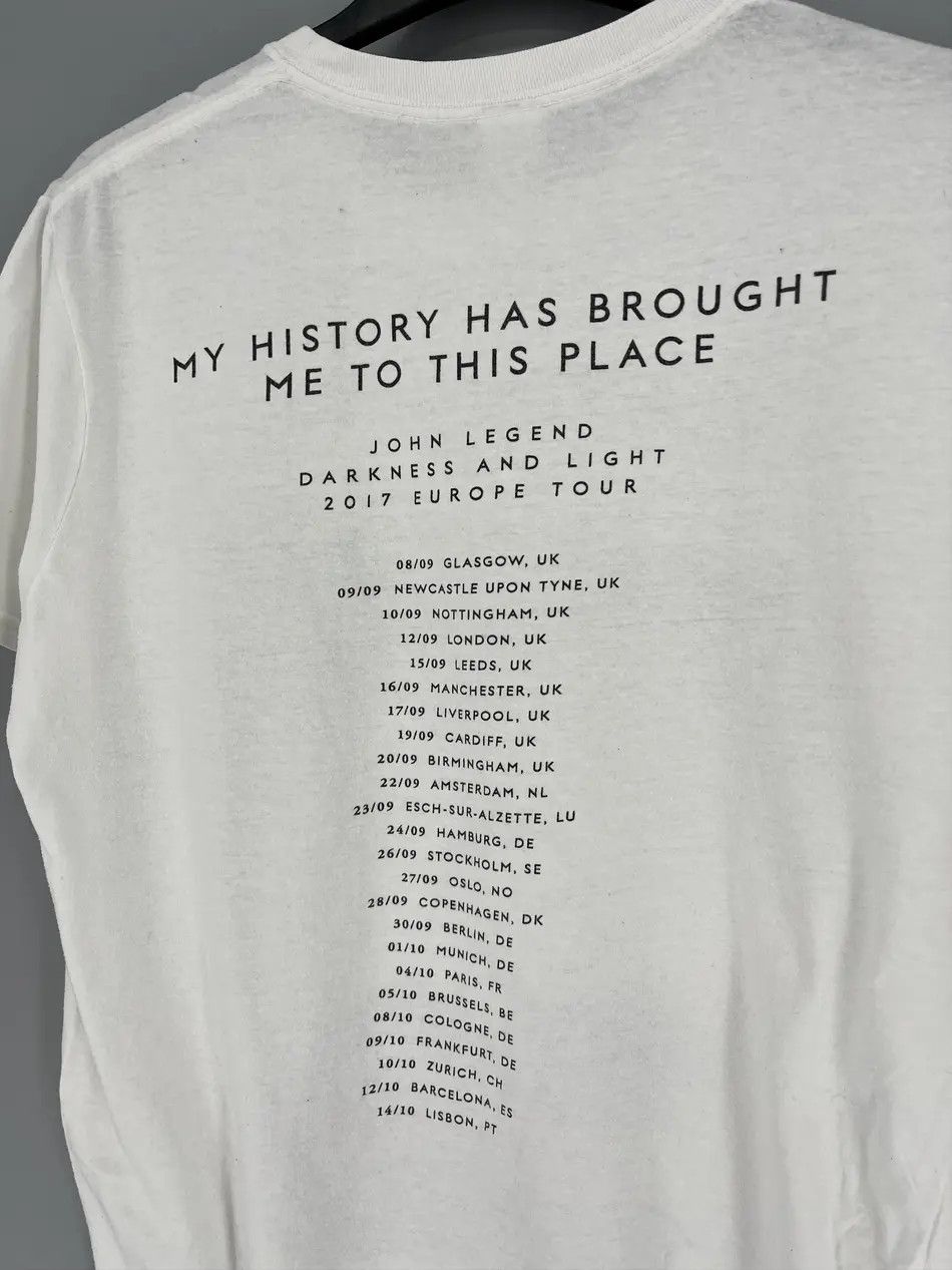Band Tees Vintage Y2K John Legend Darkness+Light Tour 2017 Shirt M Size US M / EU 48-50 / 2 - 11 Thumbnail