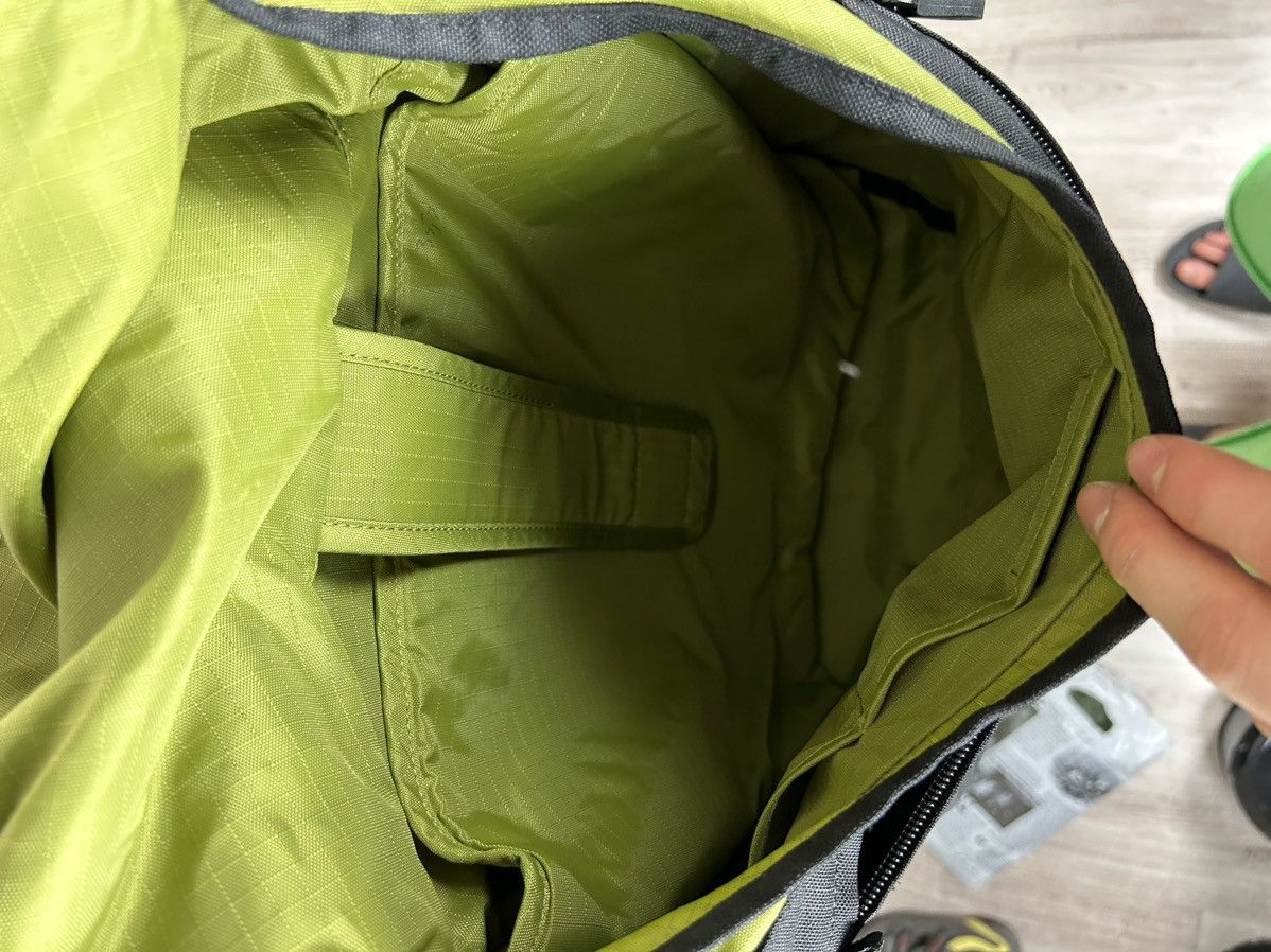 Crumpler × Vintage Crumpler Sling Bag Vintage Messenger Size ONE SIZE - 11 Thumbnail
