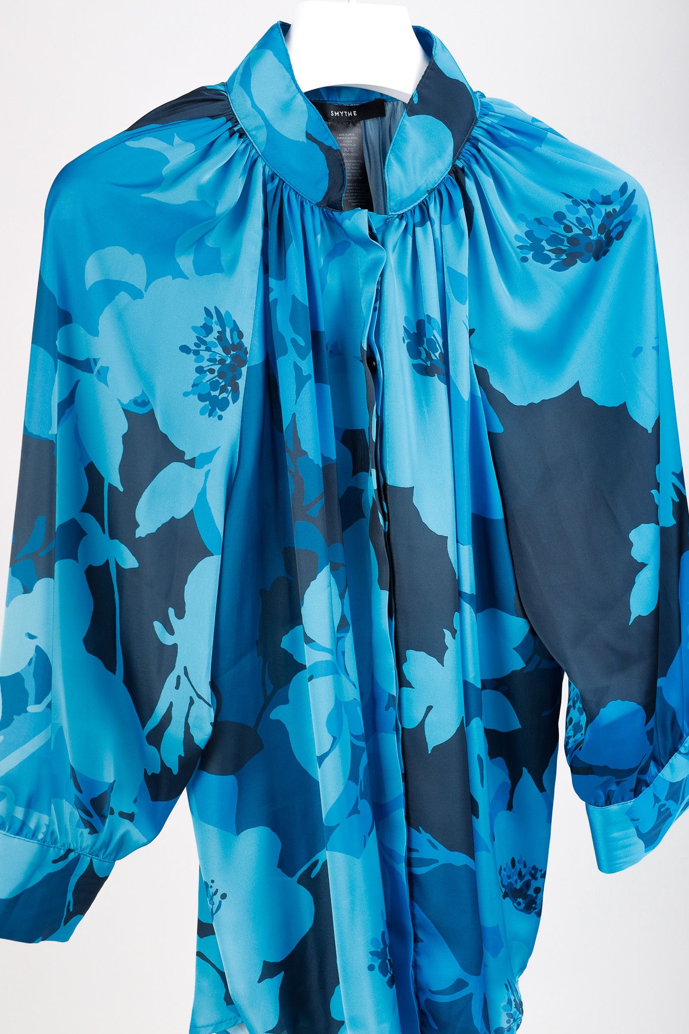 SMYTHE Smythe Cobalt Floral Gathered Satin Blouse Size XL / US 12-14 / IT 48-50 - 3 Thumbnail