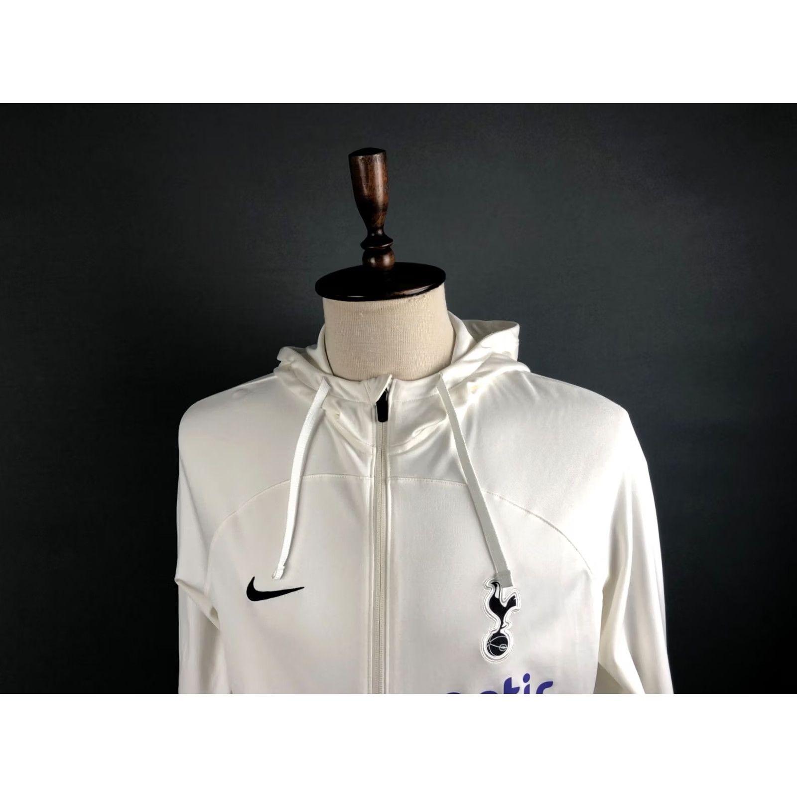 Nike Nike Tottenham Hotspur Hoodie Adult L White Polyester Size US L / EU 52-54 / 3 - 5 Thumbnail