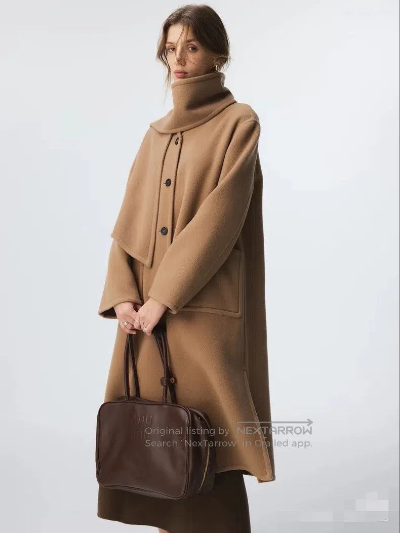 Loro Piana Loro Piana Waterproof scarf for coat can be made of 100% c Size M / US 6-8 / IT 42-44 - 1 Thumbnail