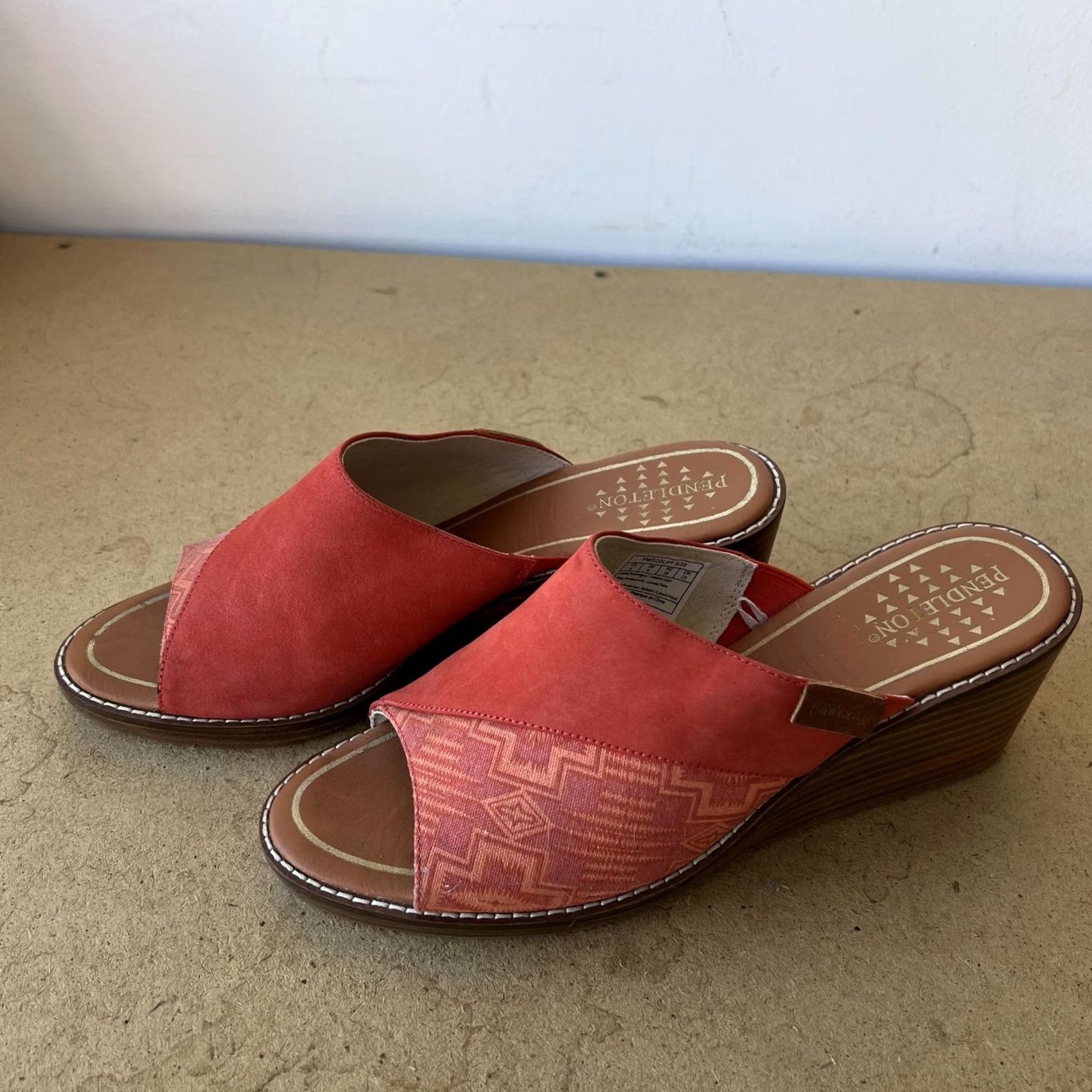 Pendleton Pendleton Sandals Womens Size 8 Red Suede Wedge Slides Open Toe Jacquard Mules Size US 8 / IT 38 - 2 Thumbnail