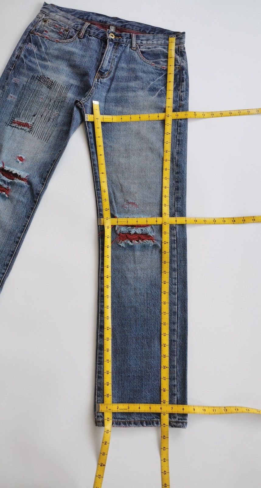 Japanese Brand Reddish Vibgyor Distressed Repair Denim Jeans Size US 33 - 14 Thumbnail