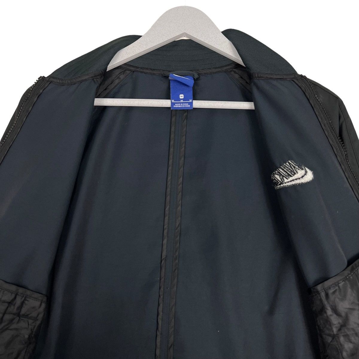 Nike 🔥 NIKE LIGHT BOMBER JACKET Size US M / EU 48-50 / 2 - 12 Thumbnail