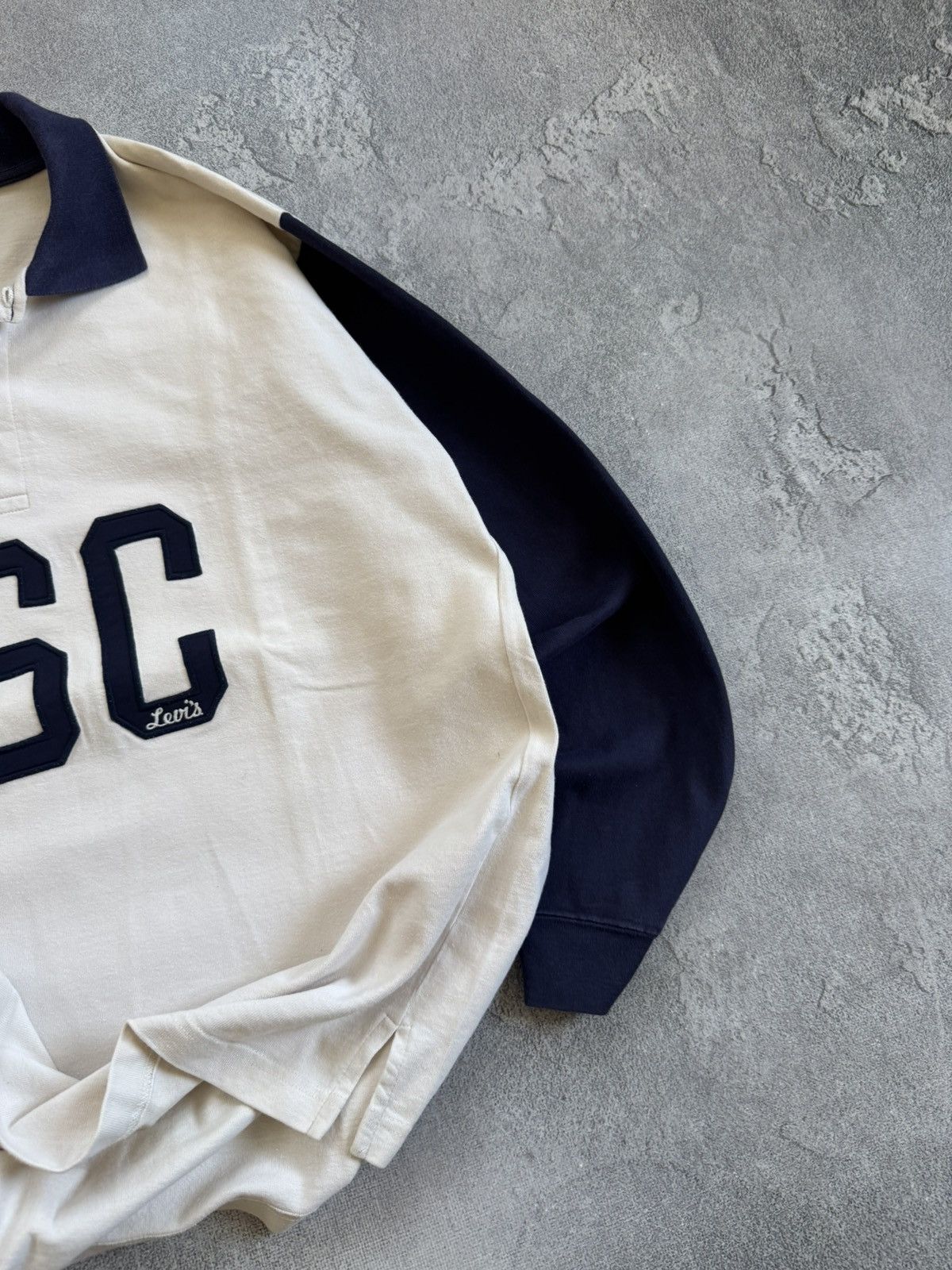 Levi's Levi’s L/size big logo rugby long sleeve sweatshirts 90s USA Size US L / EU 52-54 / 3 - 4 Thumbnail