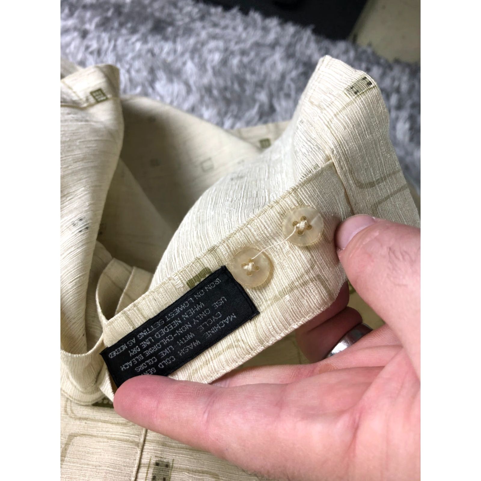 Marcs Marc Edwards Silk Button-Up Shirt Mens Large Beige Short Sleeve Point Collar Regular Fit Geometric Pattern"} Size US L / EU 52-54 / 3 - 5 Thumbnail